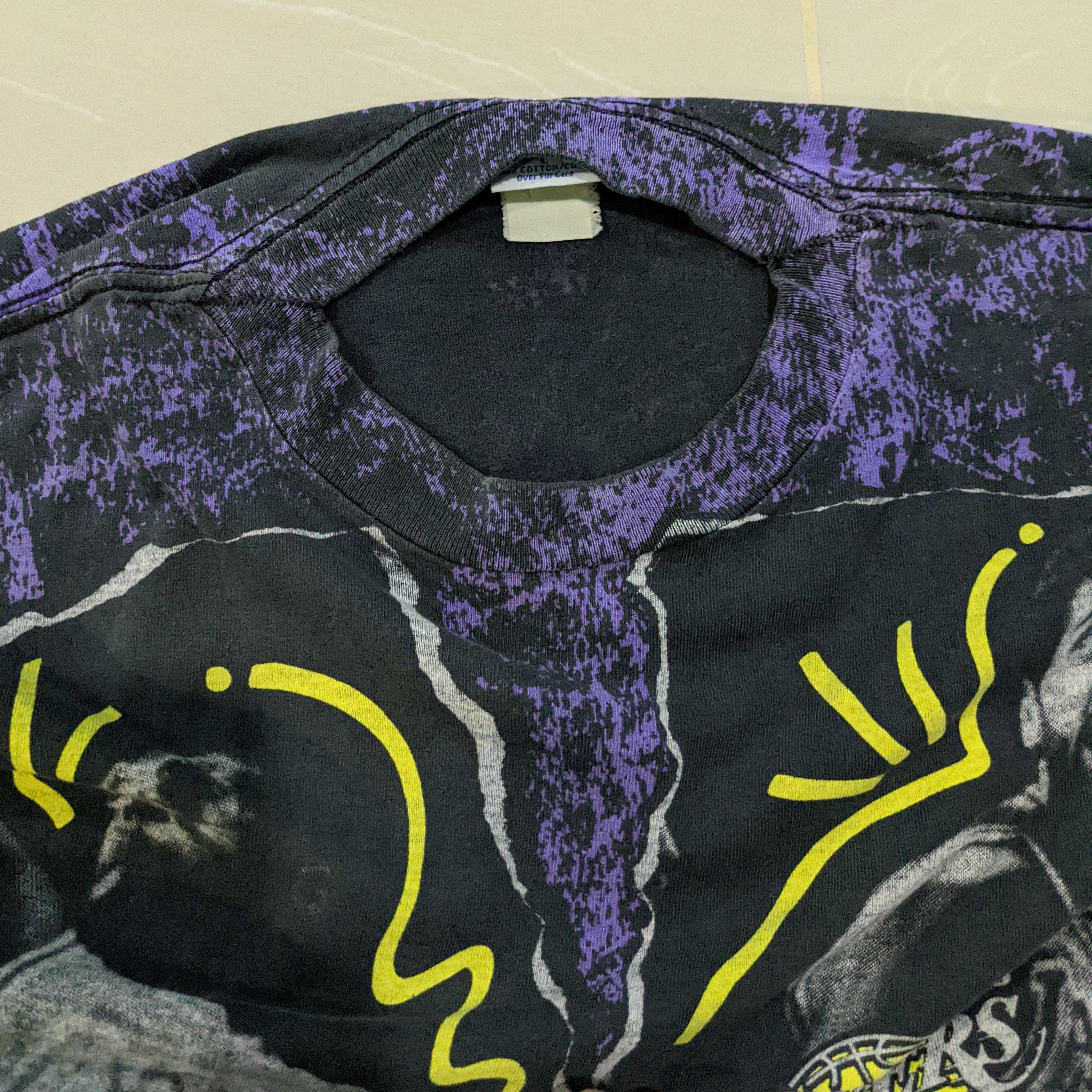 NBA Vintage Lakers Los Angeles NBA All Over Print T-shirt Size US L / EU 52-54 / 3 - 7 Thumbnail