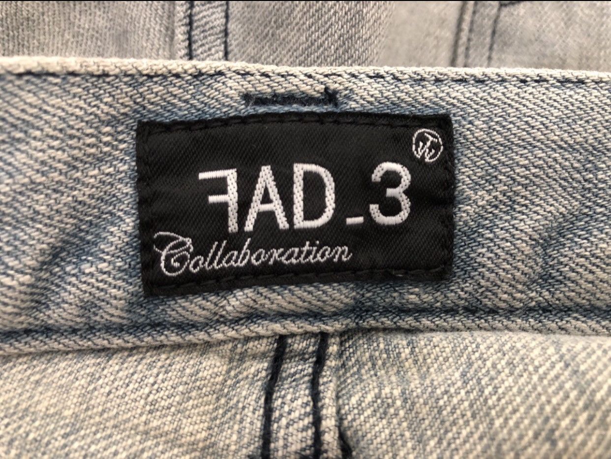 Fad Three FAD 3 Japan Multiple Pocket Faded Denim Jeans Size US 31 - 23 Thumbnail