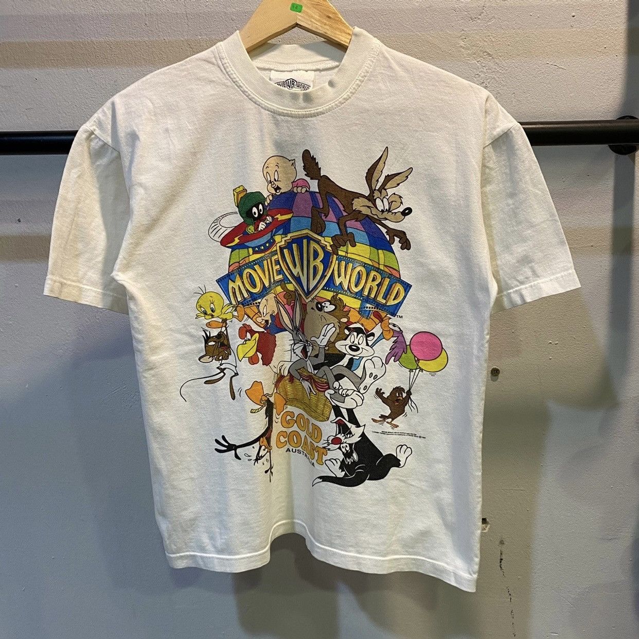 Vintage Double Stitch 1994 Looney Toons Movie World T-Shirts