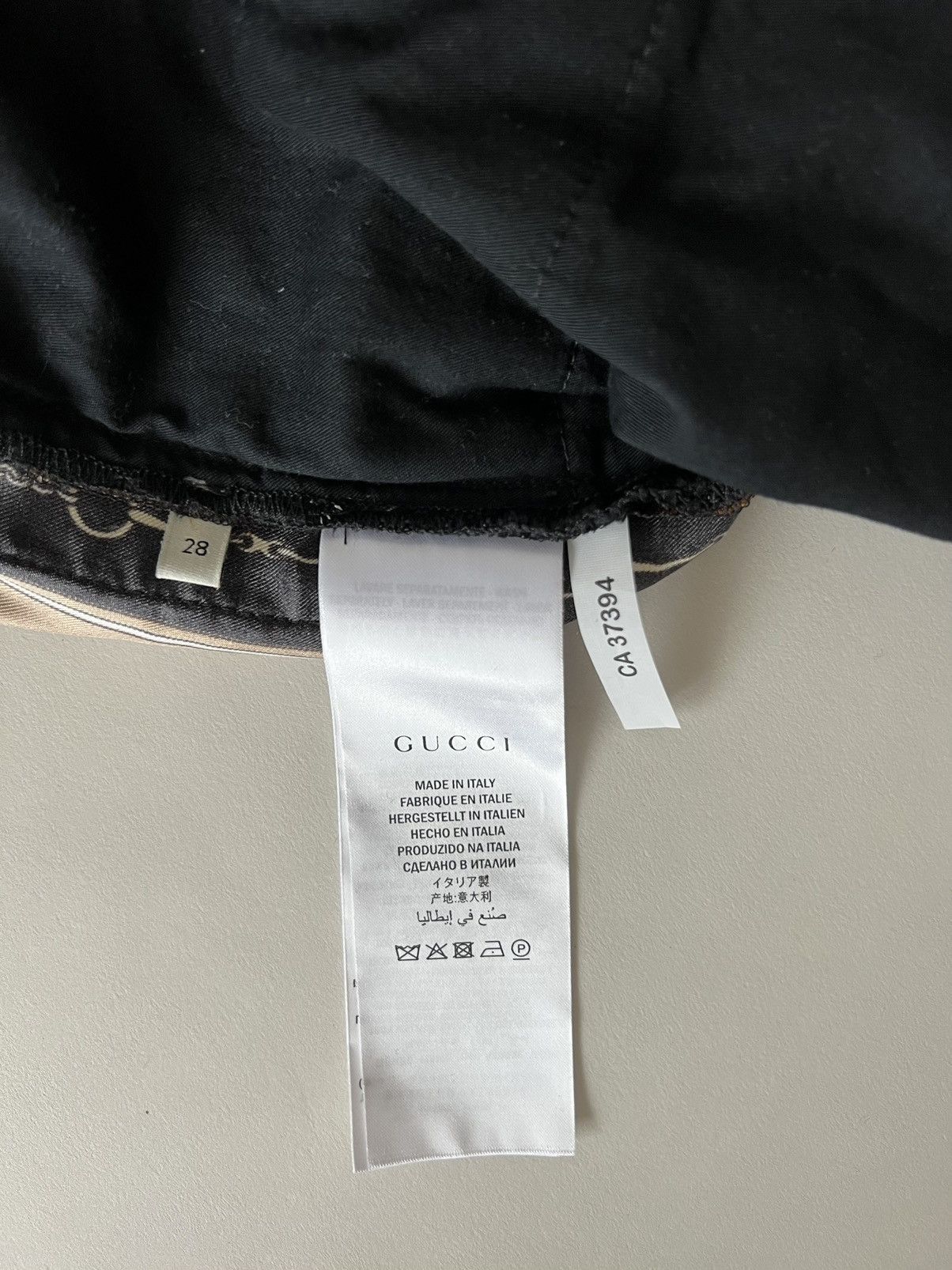 Gucci Gucci RARE Velvet Logo Interlocking Shorts Size US 30 / EU 46 - 6 Thumbnail