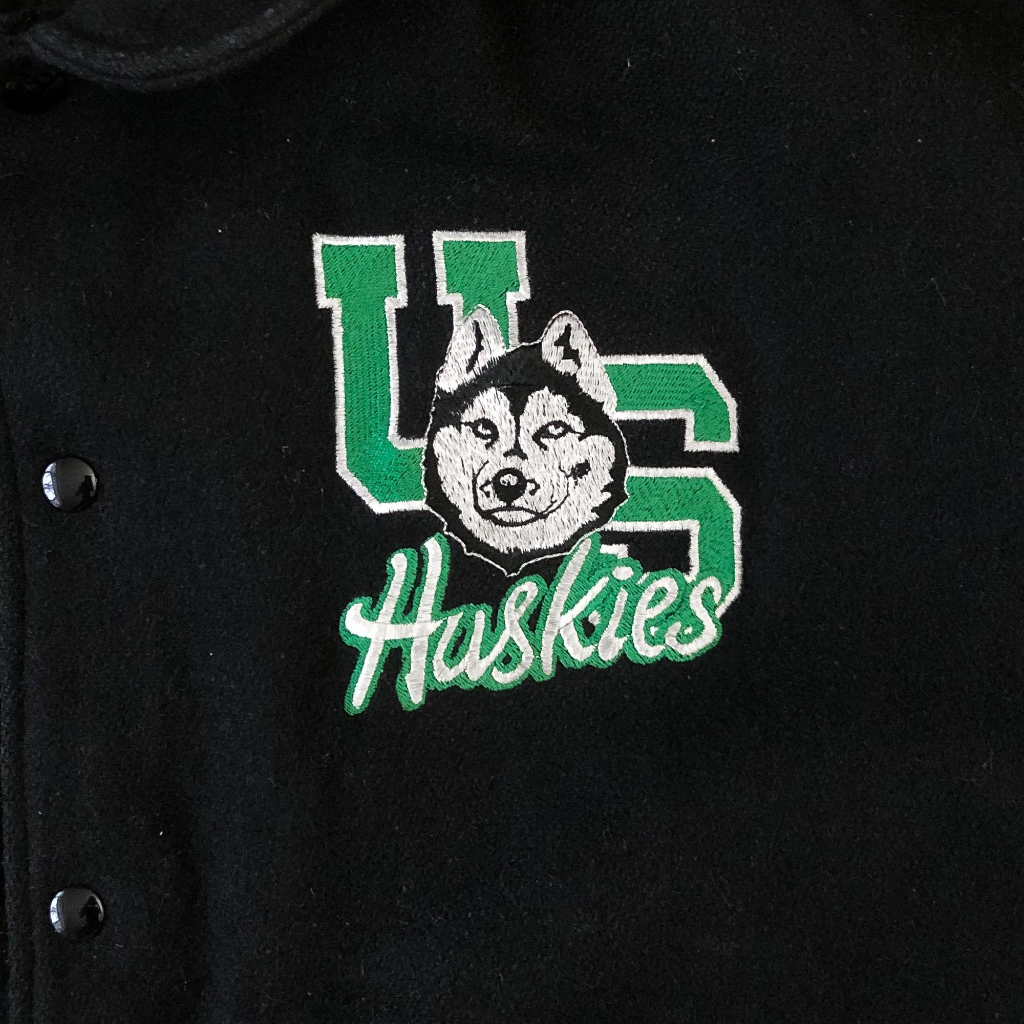 Vintage Vintage 90s Boxy Black 'U of S Huskies' Varsity Jacket Size US L / EU 52-54 / 3 - 4 Thumbnail