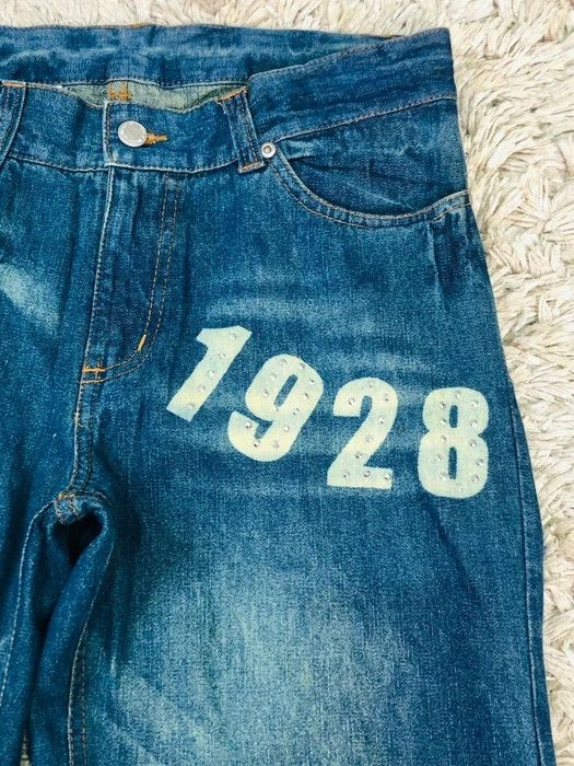 Disney × Vintage Vintage 90's Big Mickey Disney 1928 Denim Jeans Limited Size US 31 - 4 Thumbnail