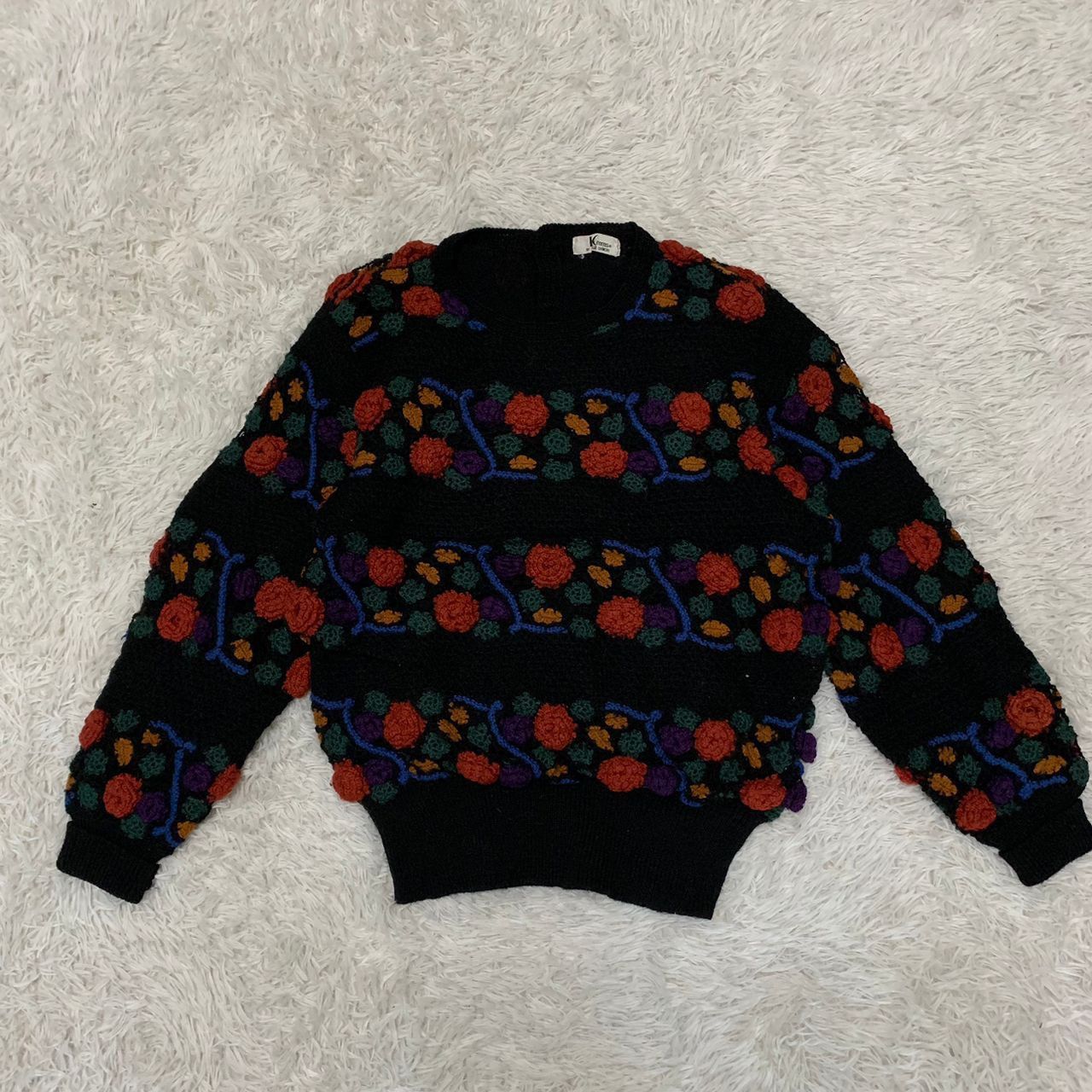 Krems by Jeluje Ohmori knitwear 100% wool