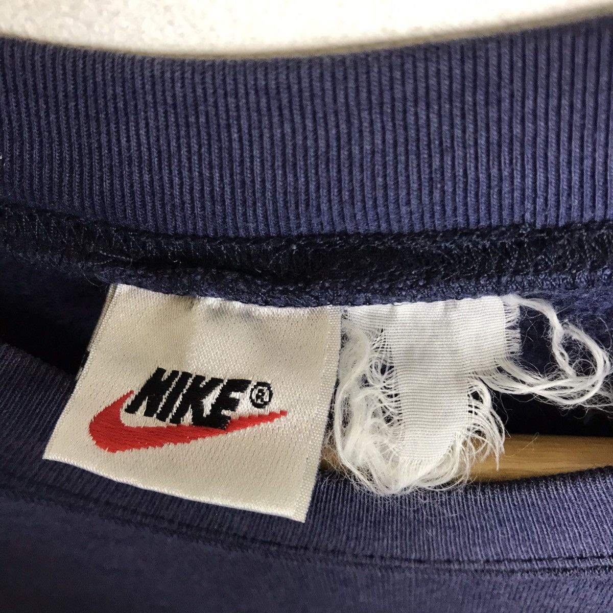 Nike Vintage 90s Stunning Nike Air Swoosh Tick Logo Sweatshirt Size US M / EU 48-50 / 2 - 9 Thumbnail