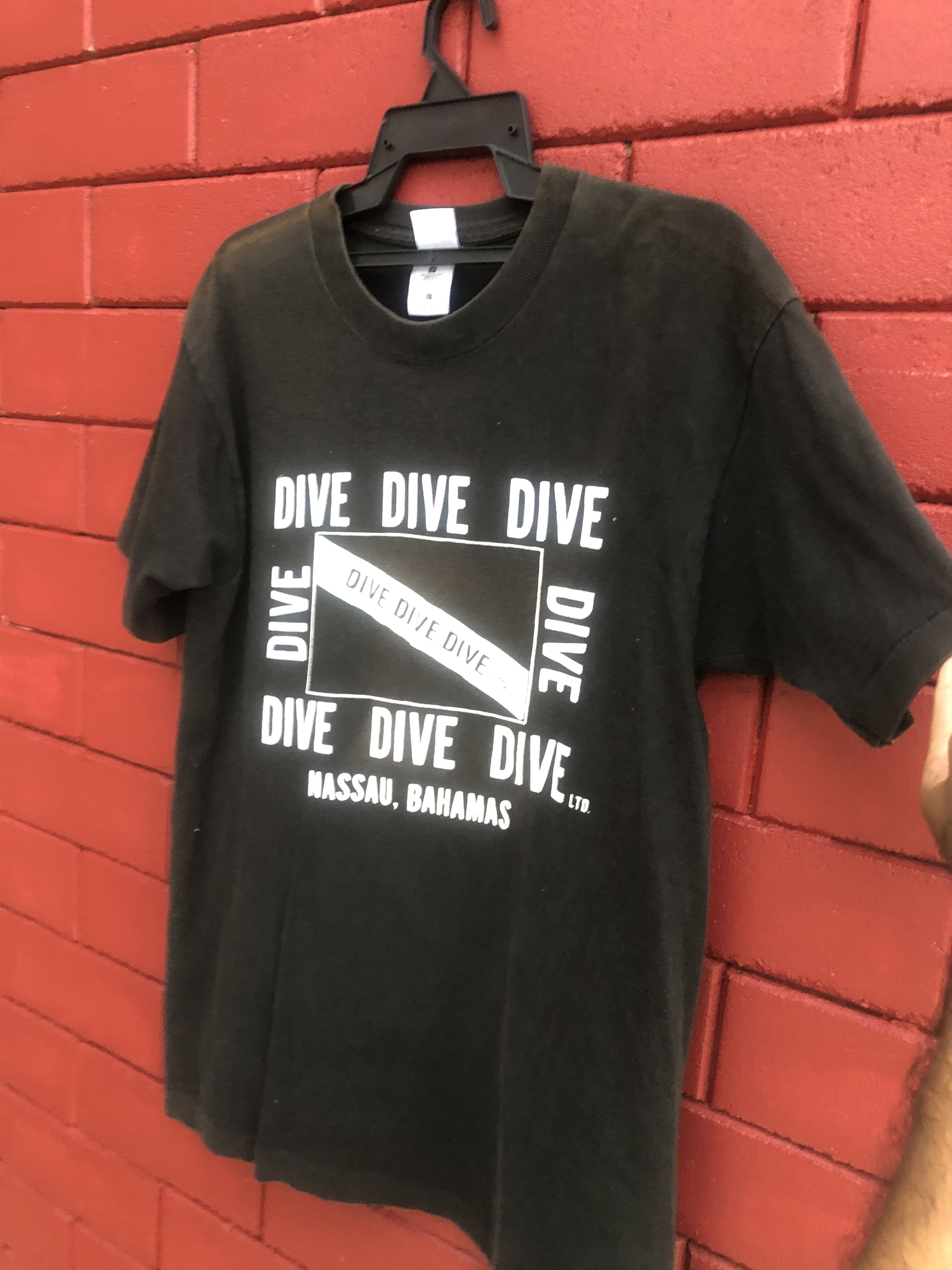 Japanese Brand × Vintage Vintage Dive Nassau Bahamas Streetwear Fashion Style Size US L / EU 52-54 / 3 - 5 Thumbnail