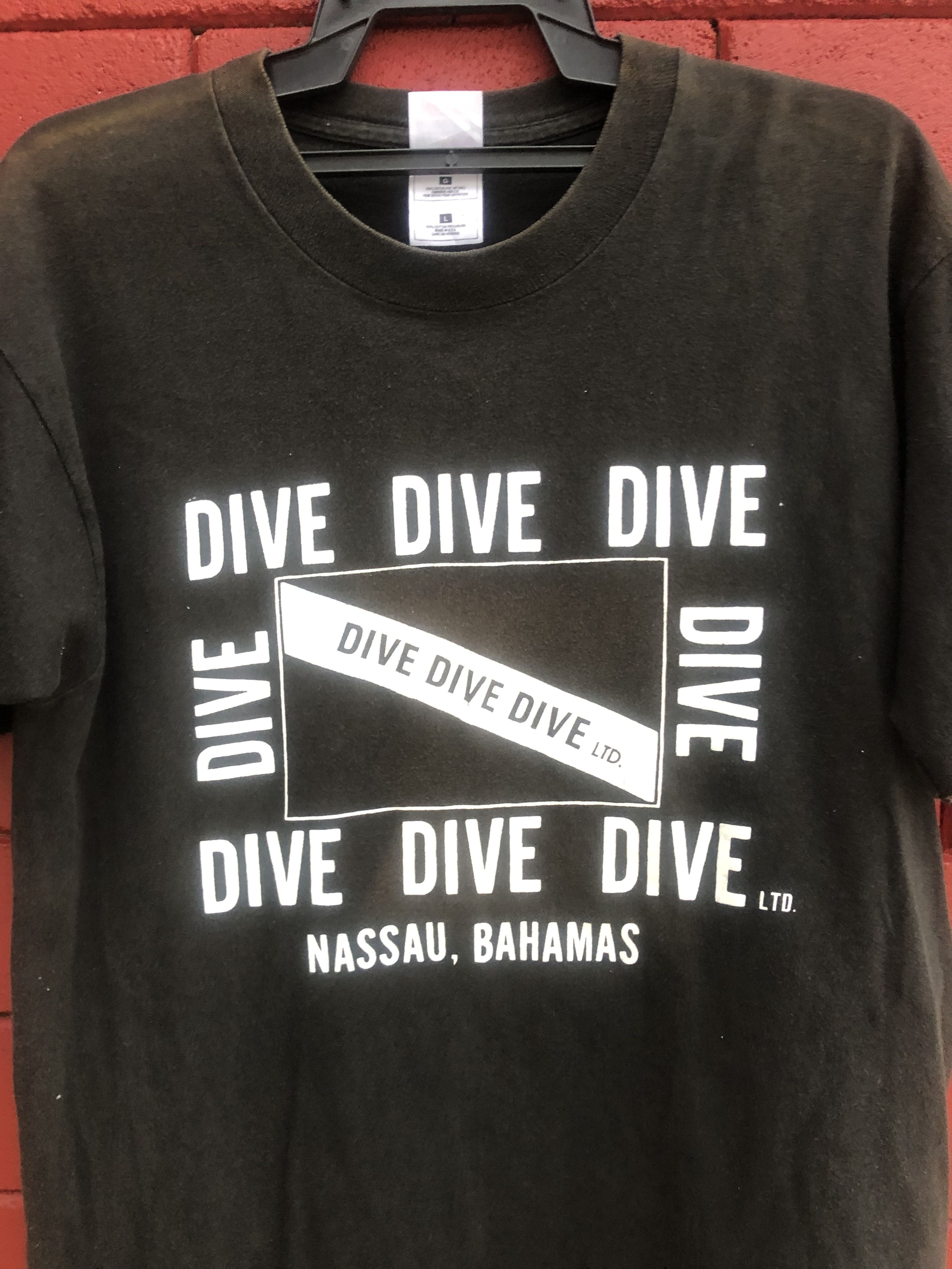 Japanese Brand × Vintage Vintage Dive Nassau Bahamas Streetwear Fashion Style Size US L / EU 52-54 / 3 - 3 Thumbnail