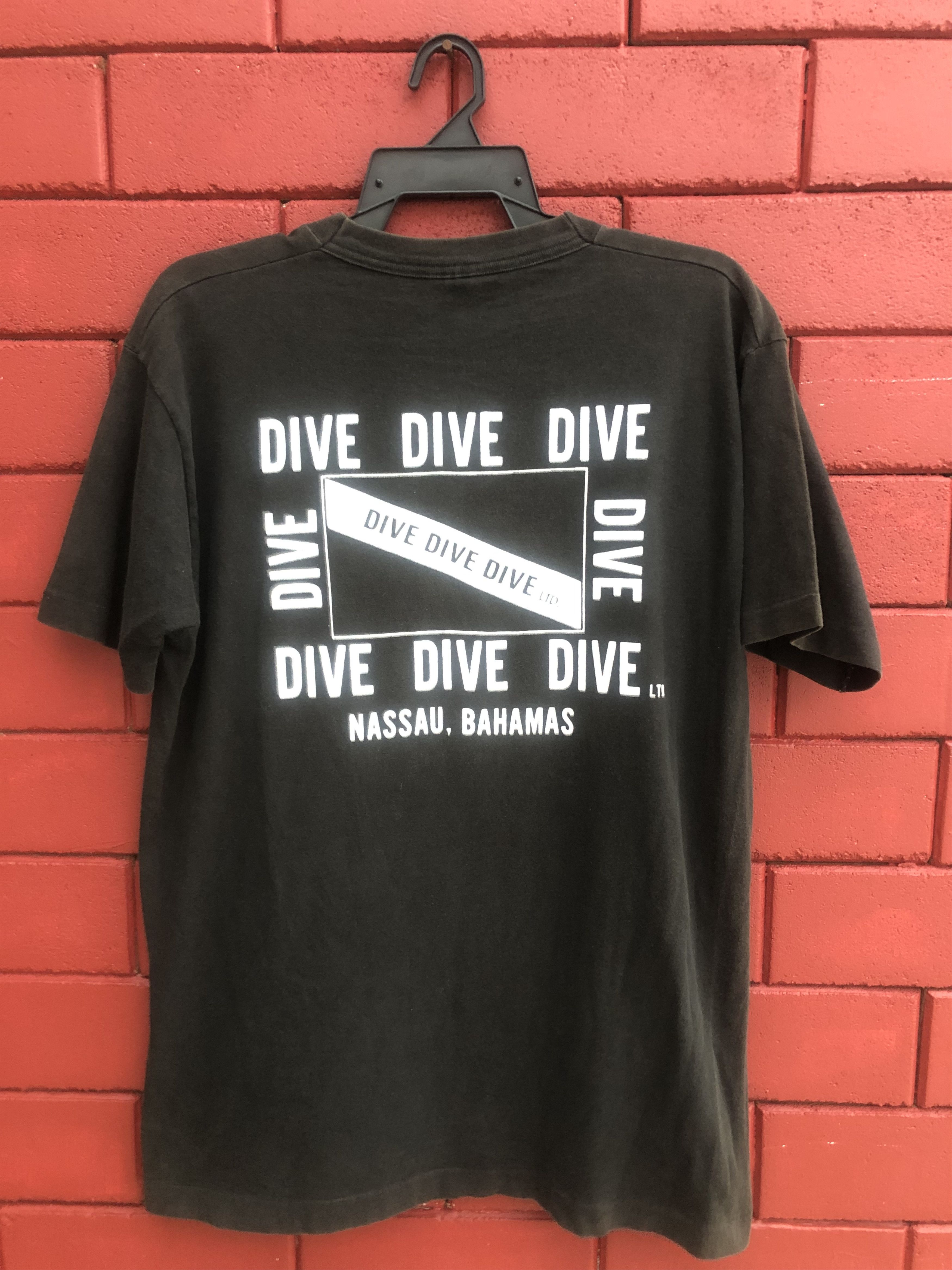 Japanese Brand × Vintage Vintage Dive Nassau Bahamas Streetwear Fashion Style Size US L / EU 52-54 / 3 - 2 Thumbnail