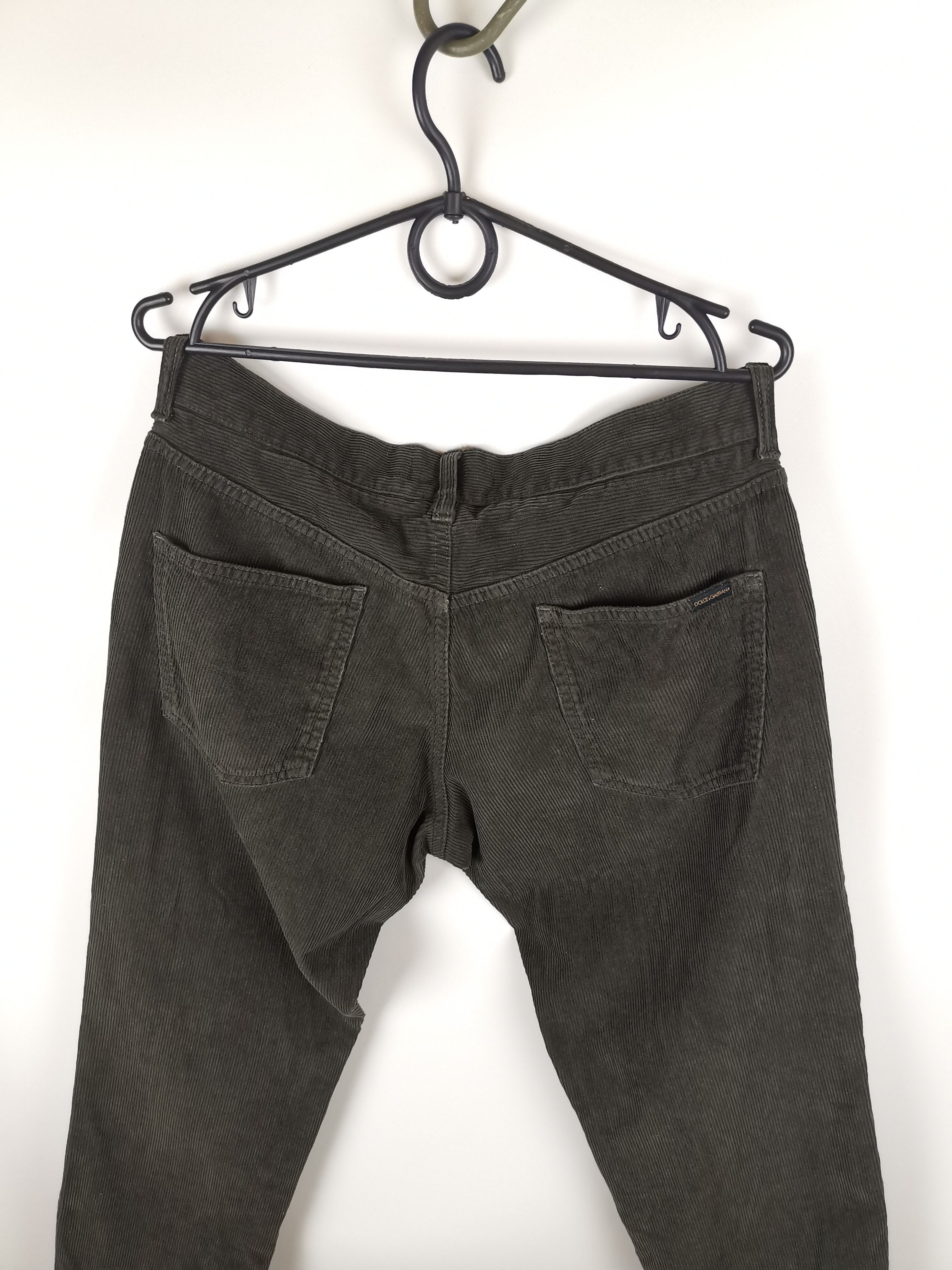 Dolce & Gabbana Dolce & Gabbana corduroy made in italy casual pants Size US 34 / EU 50 - 11 Thumbnail