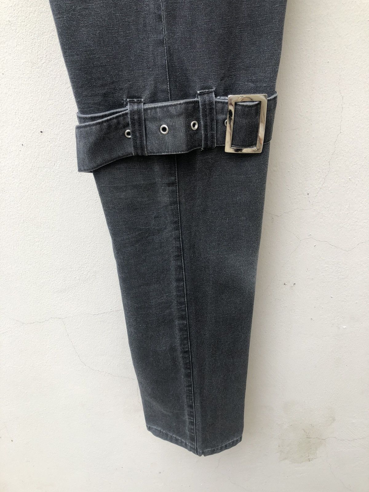 Vintage Japan Brand Clash Ahead Faded Black Bondage Trouser Pant Size US 29 - 21 Thumbnail