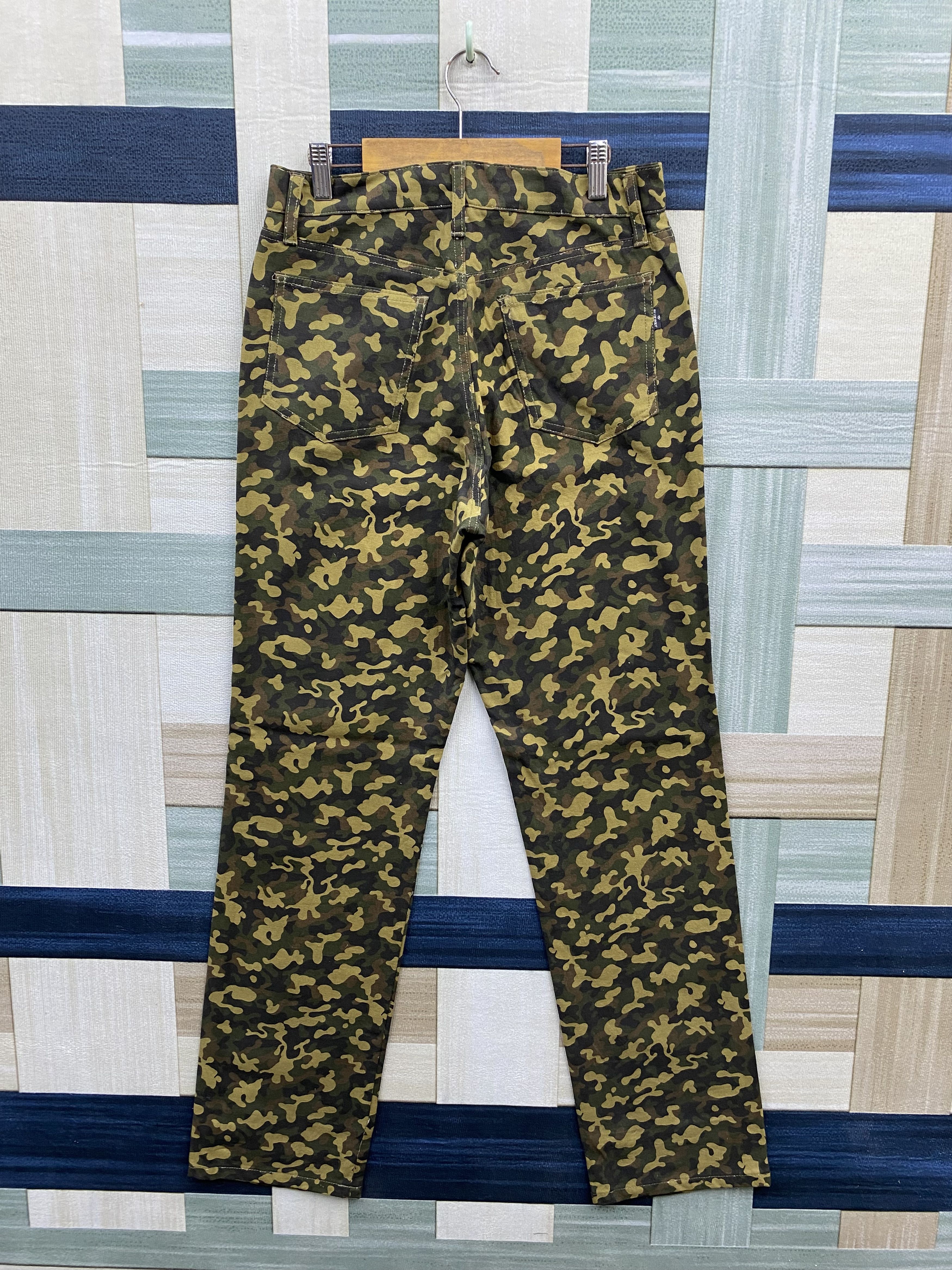 Japan Blue Vintage Japanese Brand Blue Way Camo Army Denim Jeans Size US 29 - 2 Thumbnail