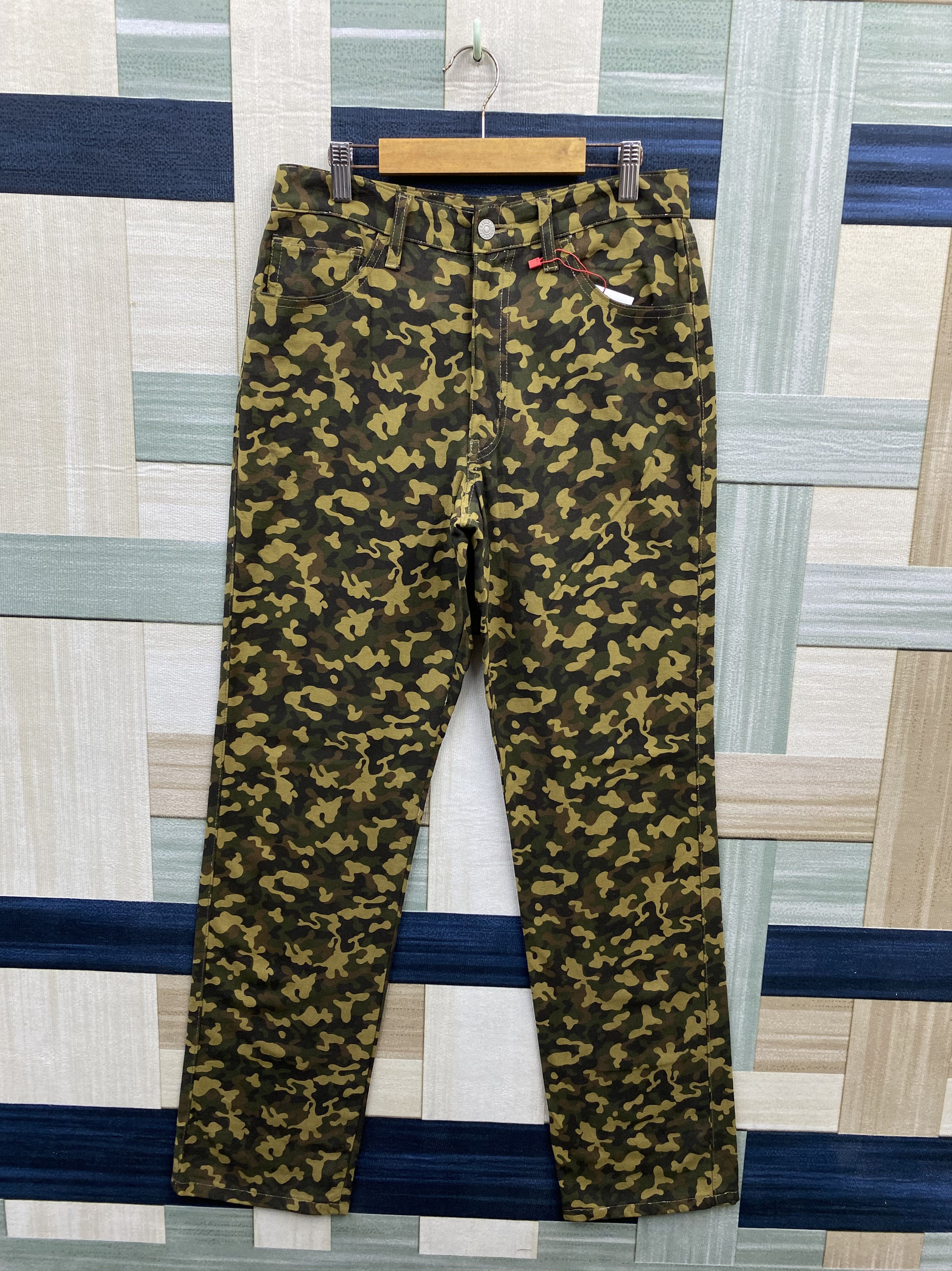 Japan Blue Vintage Japanese Brand Blue Way Camo Army Denim Jeans Size US 29 - 1 Thumbnail