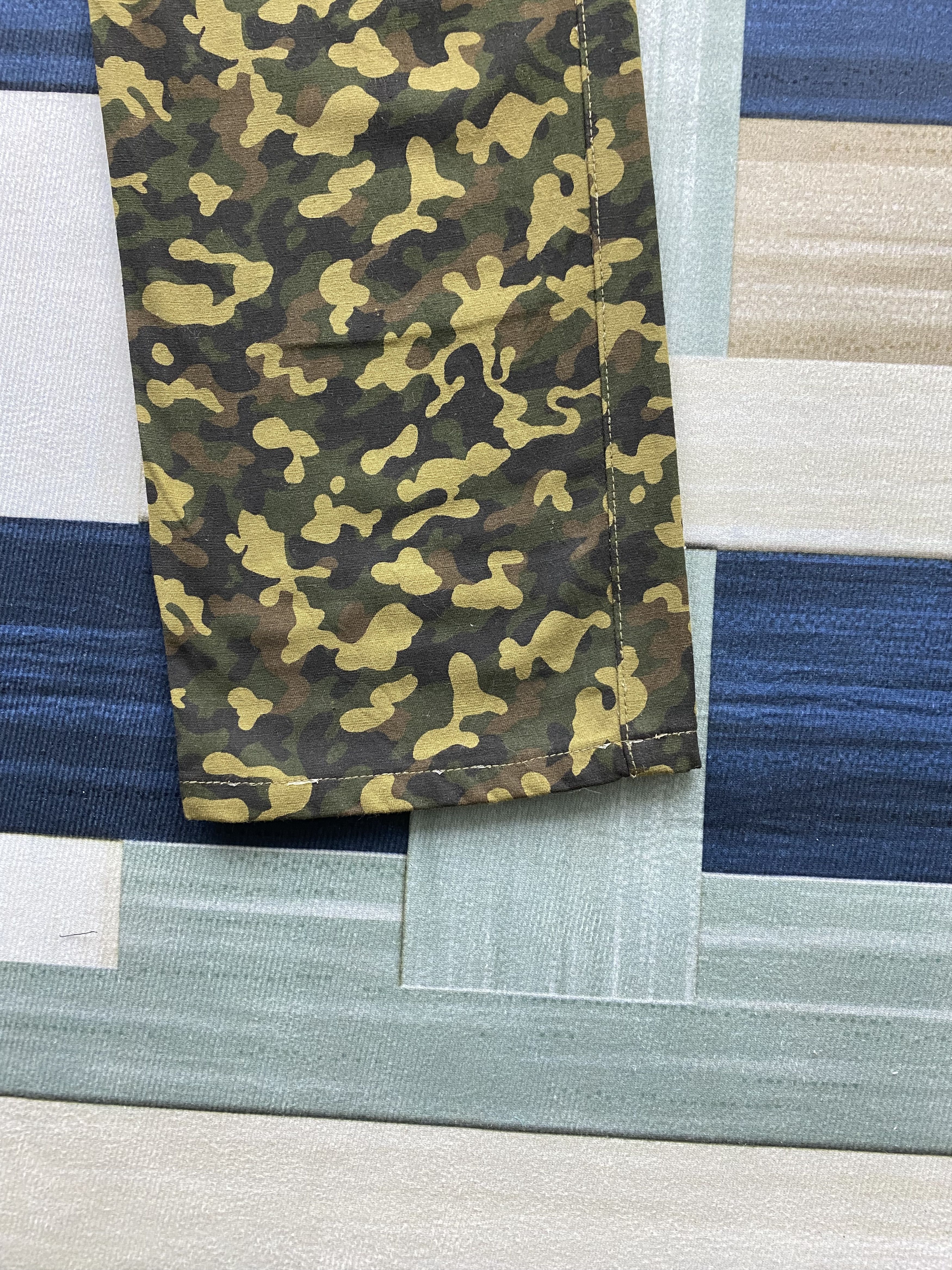 Japan Blue Vintage Japanese Brand Blue Way Camo Army Denim Jeans Size US 29 - 6 Thumbnail