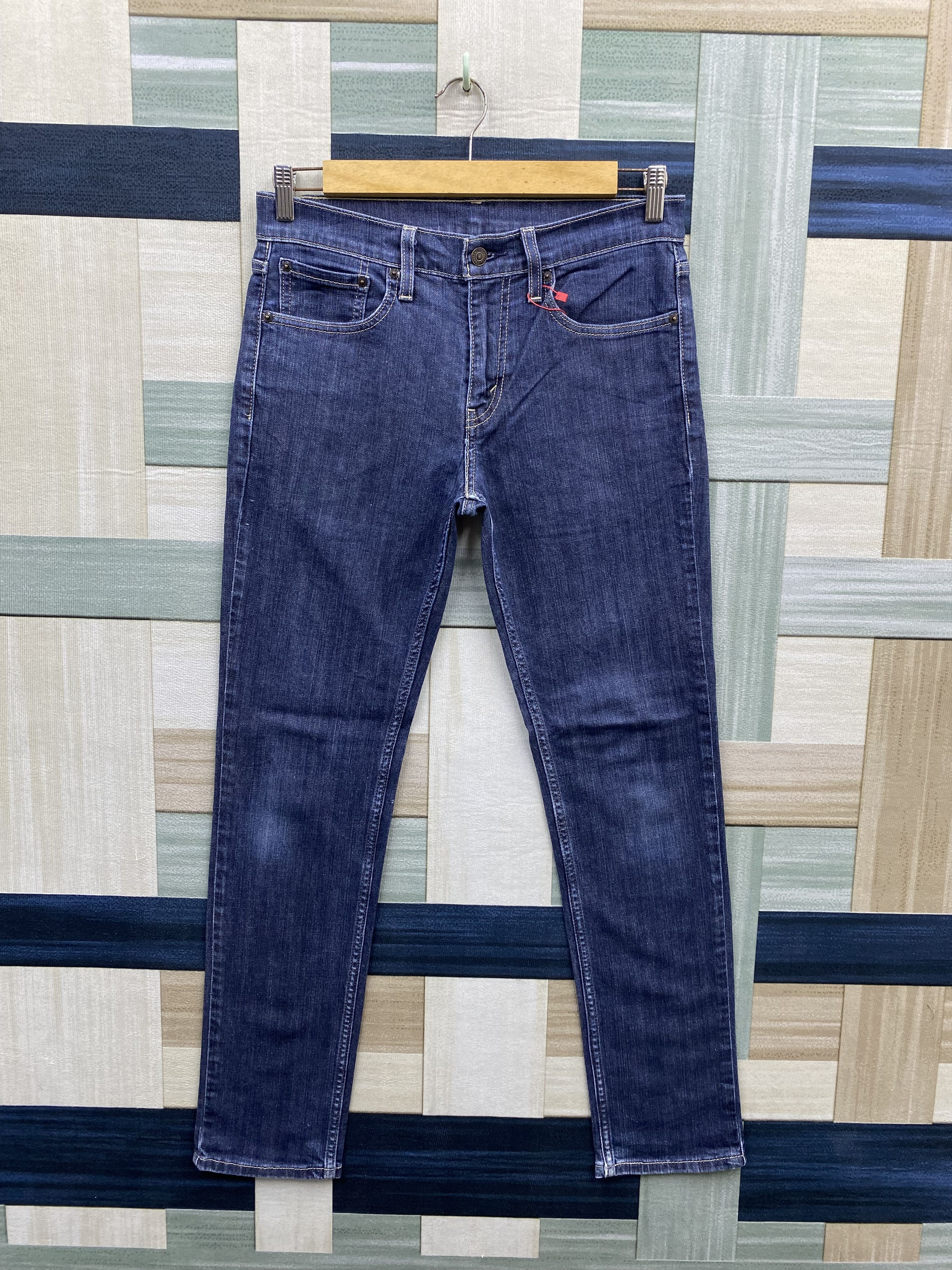 image of Levis Levi's Lot 511 Standard Slim Fit Denim Jean in Blue Denim, Men's (Size 31)