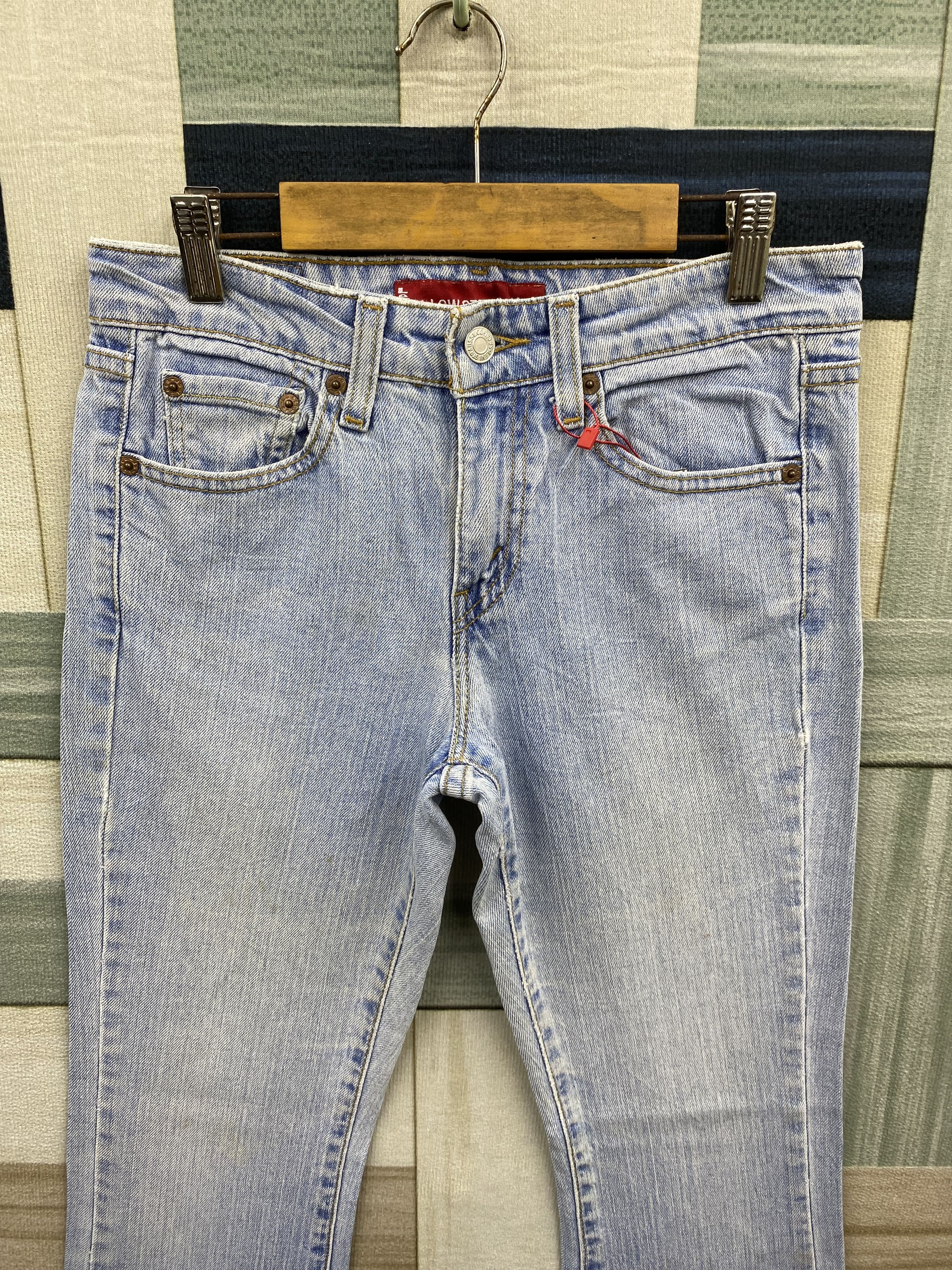 Levi's Vintage Levi's 519 Low Flare Light Wash Jean Size 28" / US 6 / IT 42 - 3 Thumbnail