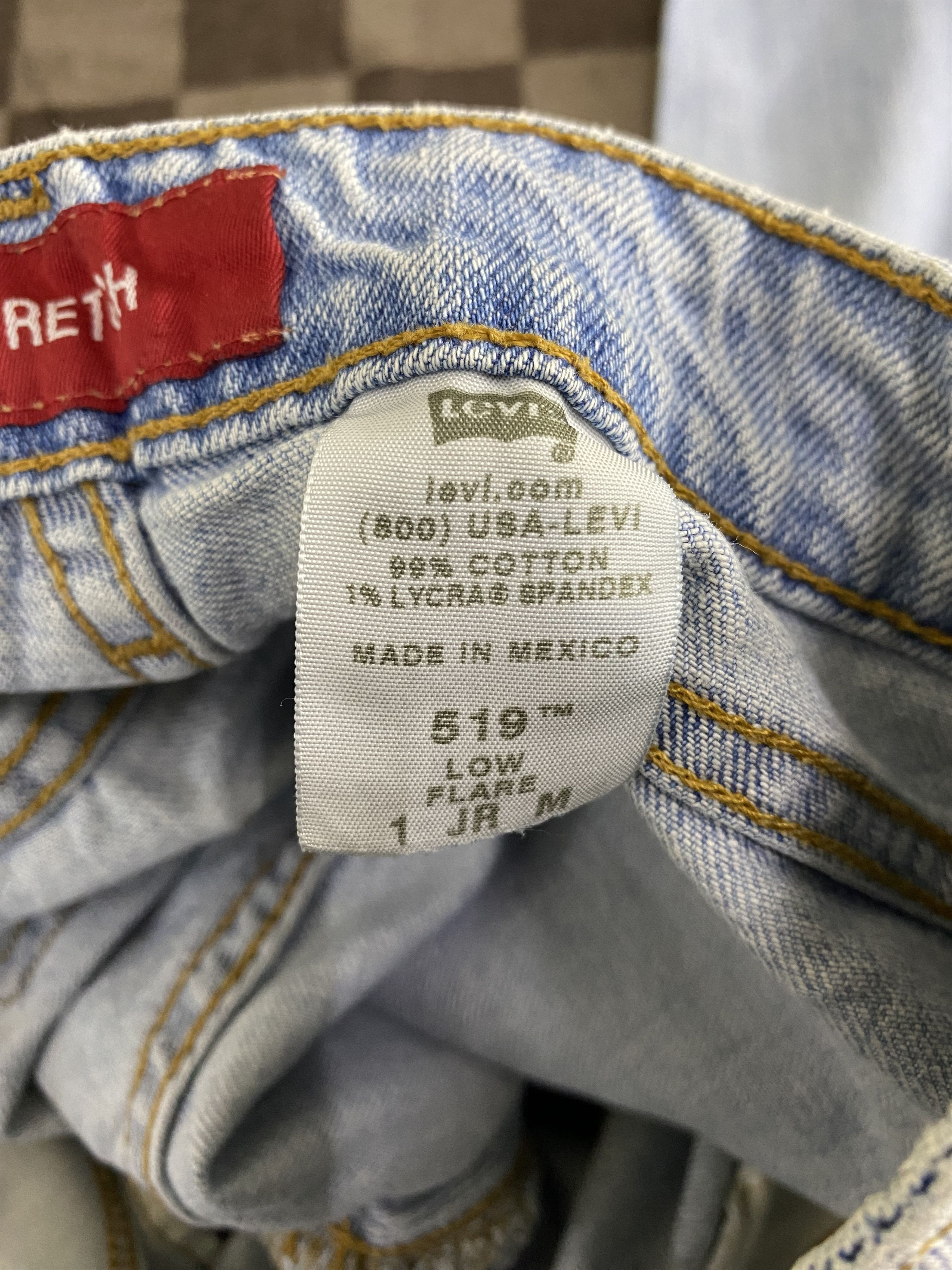 Levi's Vintage Levi's 519 Low Flare Light Wash Jean Size 28" / US 6 / IT 42 - 20 Thumbnail