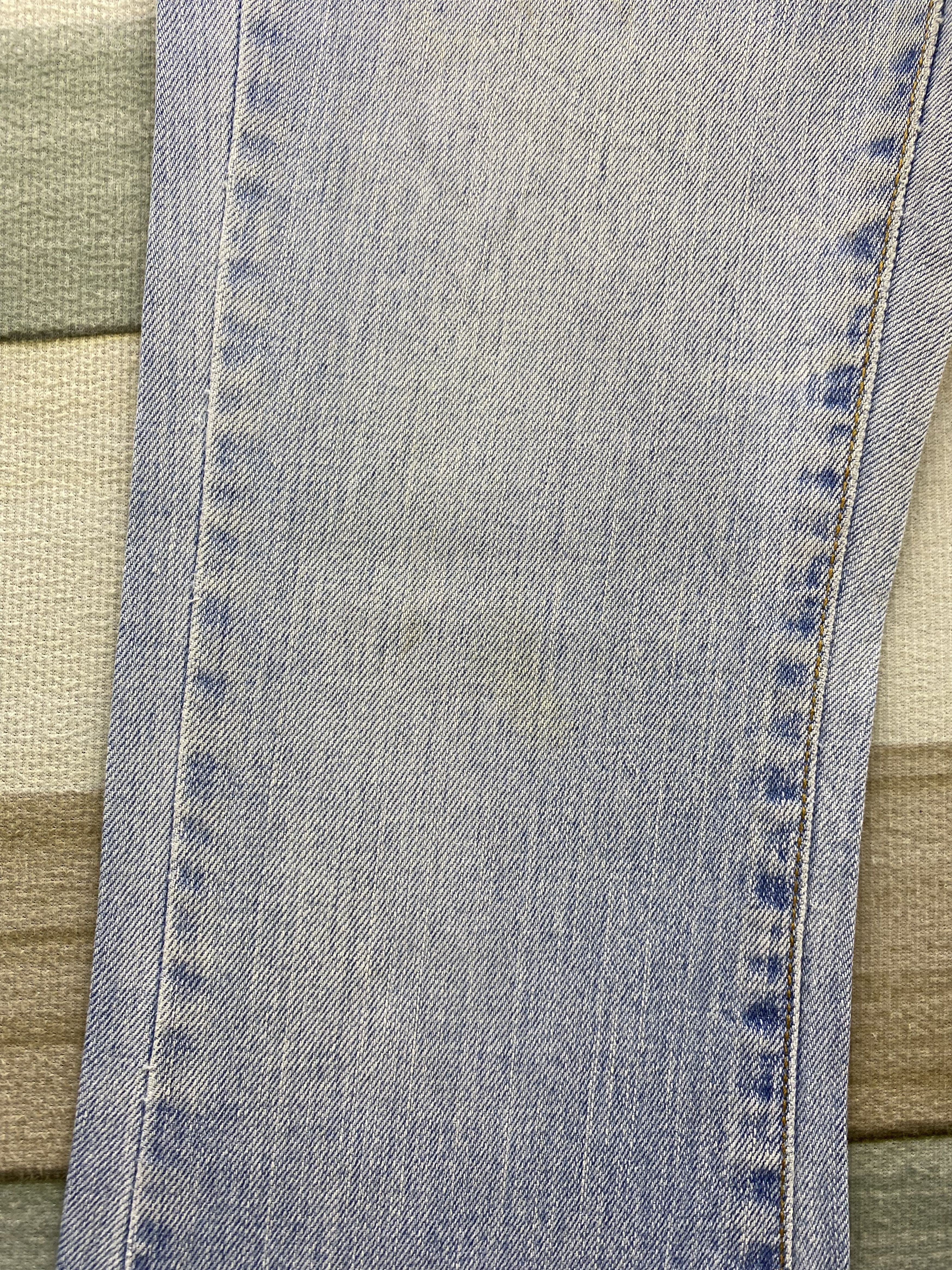 Levi's Vintage Levi's 519 Low Flare Light Wash Jean Size 28" / US 6 / IT 42 - 15 Thumbnail