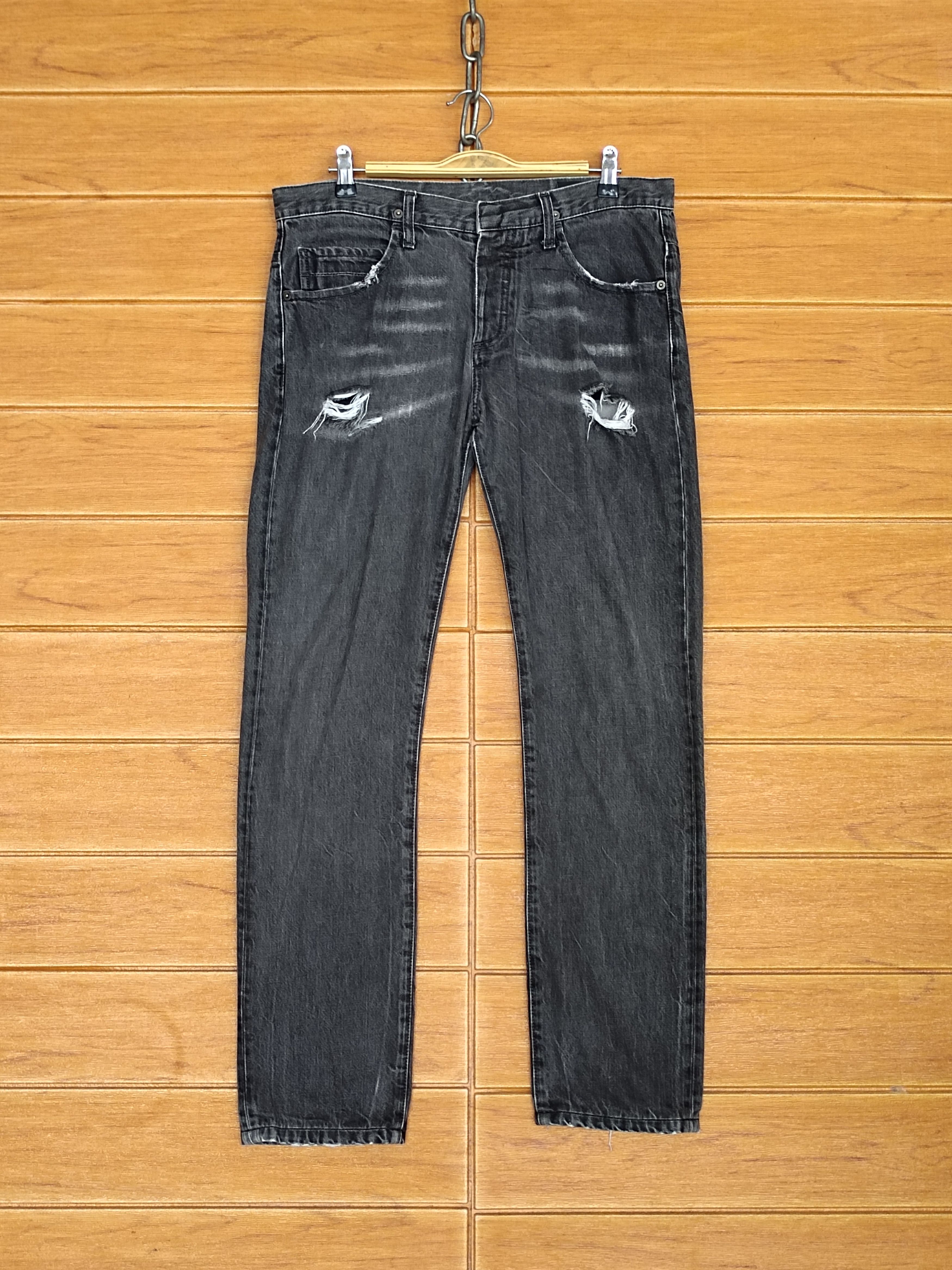 Vintage Ring Clawmark Faded Distressed Denim Jeans