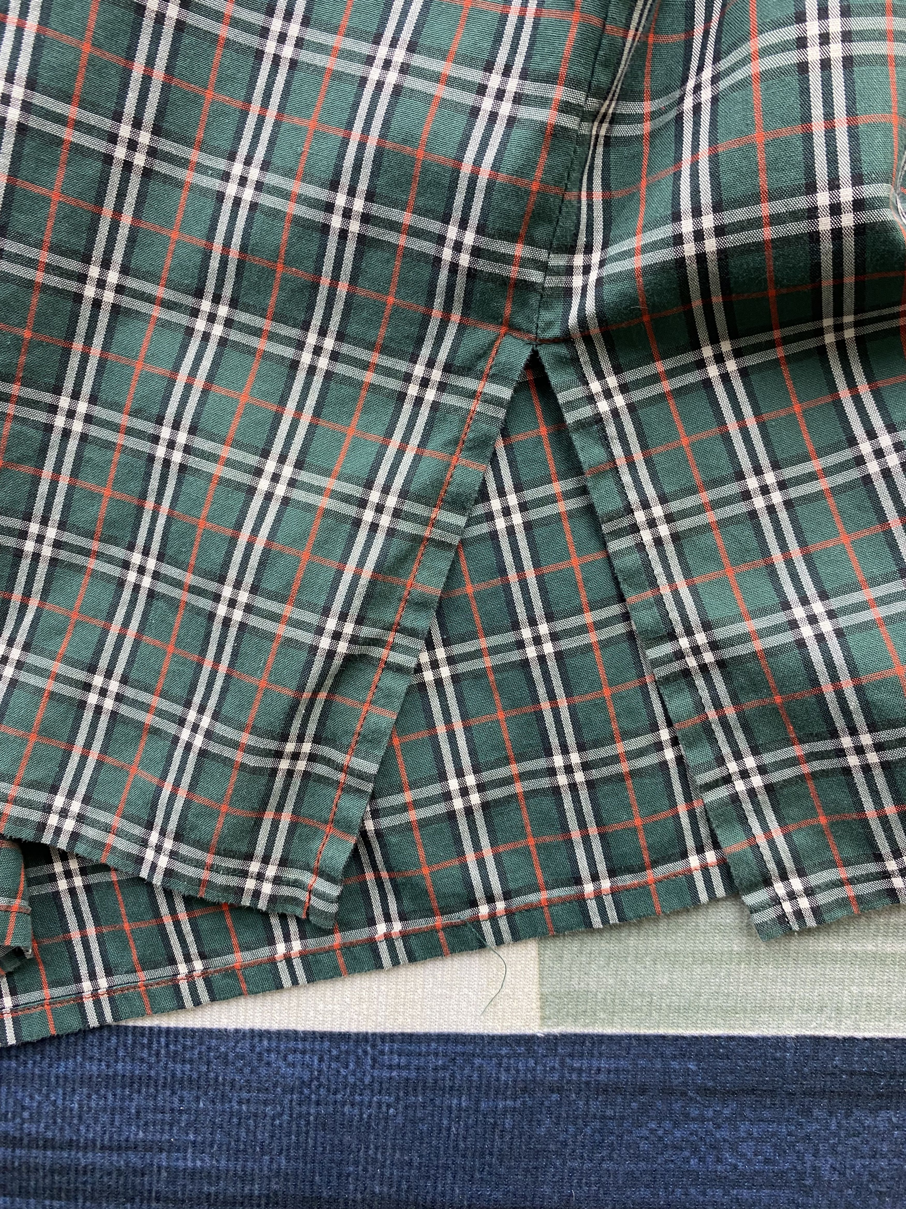 Burberry × Vintage Vintage Burberry Golf Club Check Short Sleeve Shirt Size M / US 6-8 / IT 42-44 - 7 Thumbnail