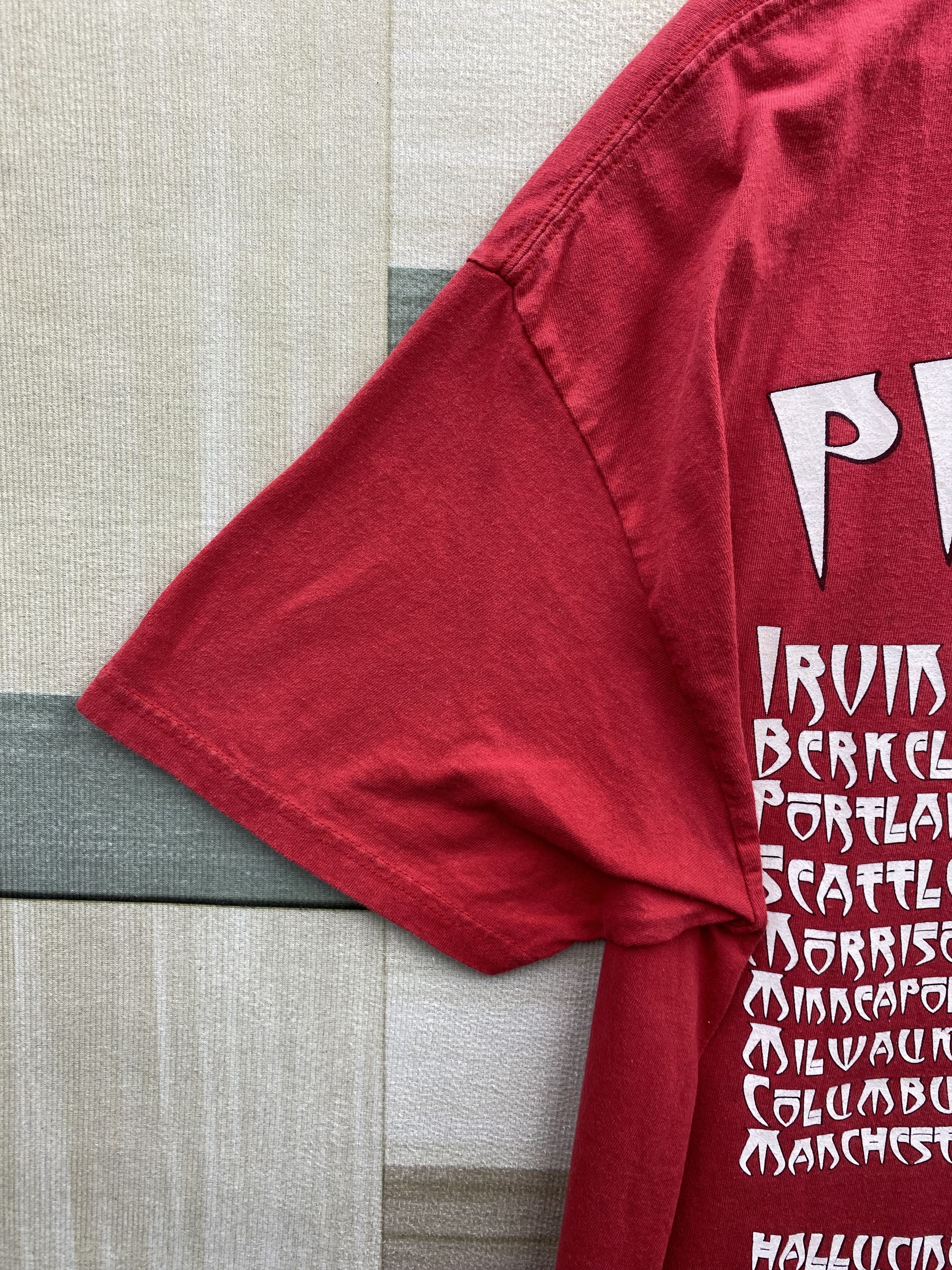 Band Tees Vintage Primus Hallucino Genetics Tour 2004 T-Shirt Size US XL / EU 56 / 4 - 12 Thumbnail