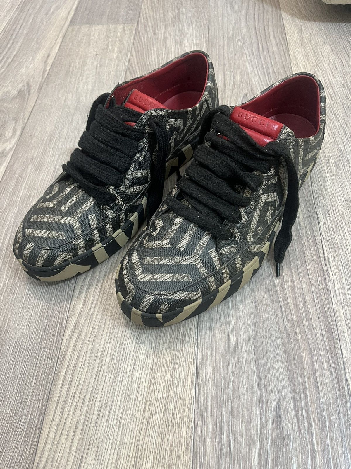 Gucci GG Supreme Sneaker Caleido Black Beige