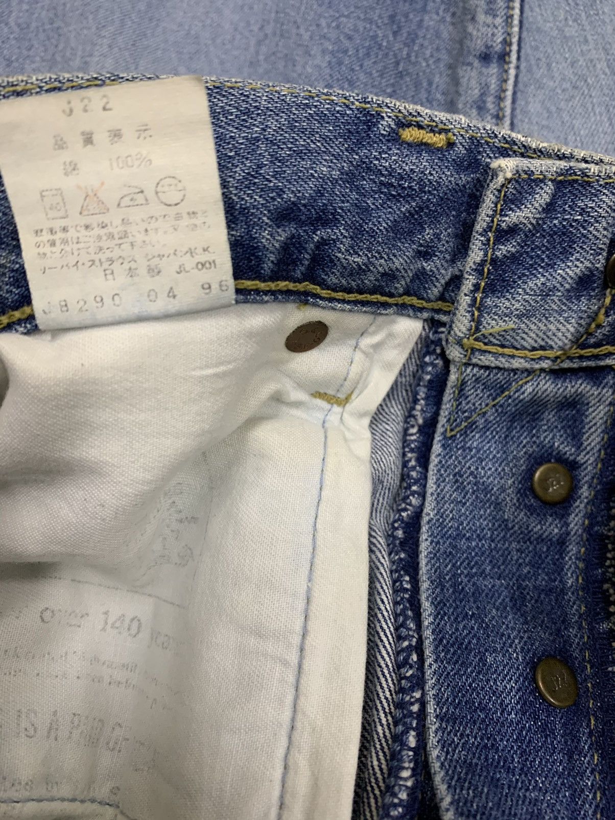 Levi's LEVIS Big E 702-XX Buckle Button Fly Selvedge Denim Jeans Size US 28 / EU 44 - 7 Thumbnail