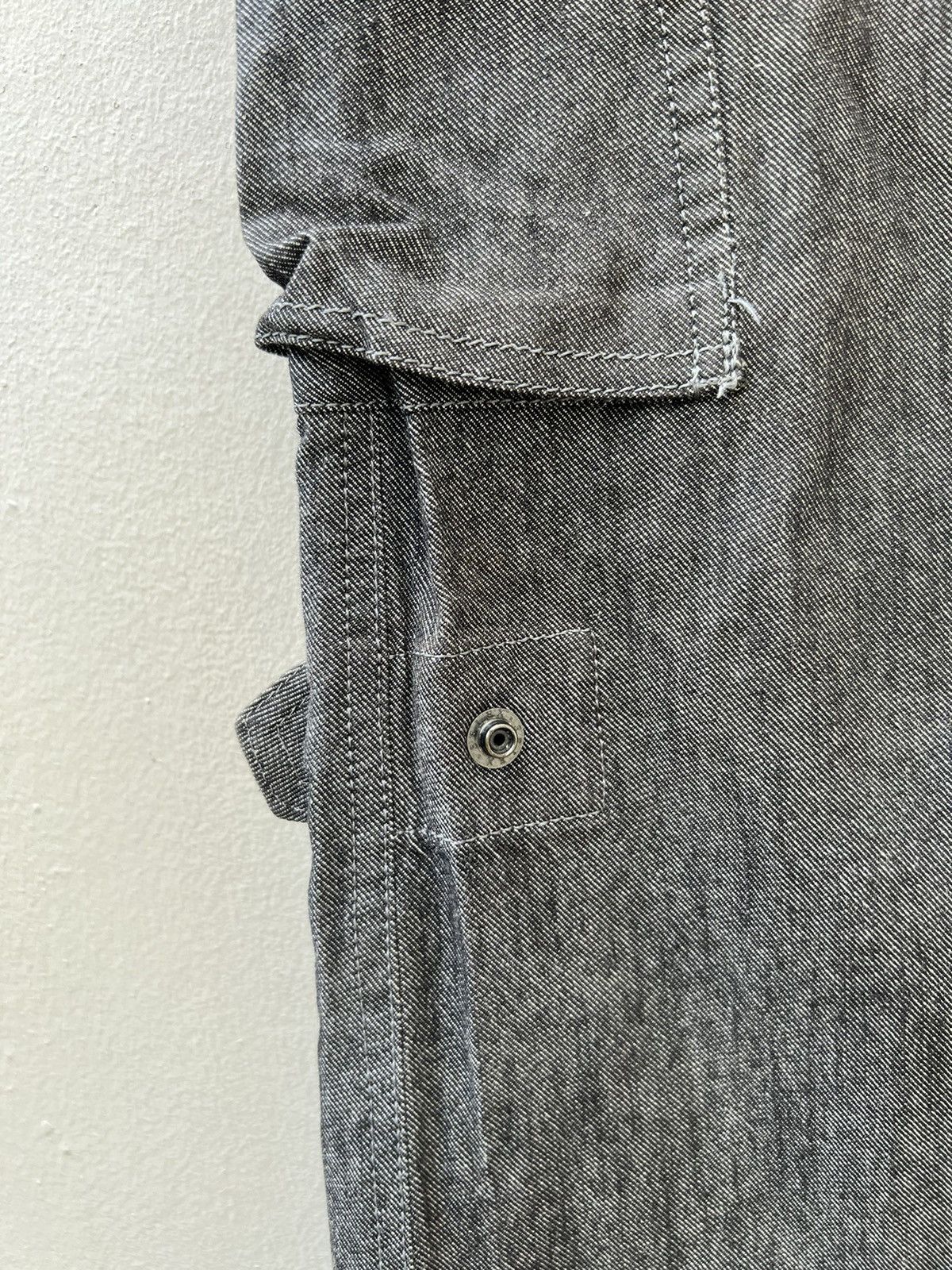 Vintage Vintage Hizworld Japan Low Rise Bondage Cargo Flare Trouser Size US 29 - 10 Thumbnail
