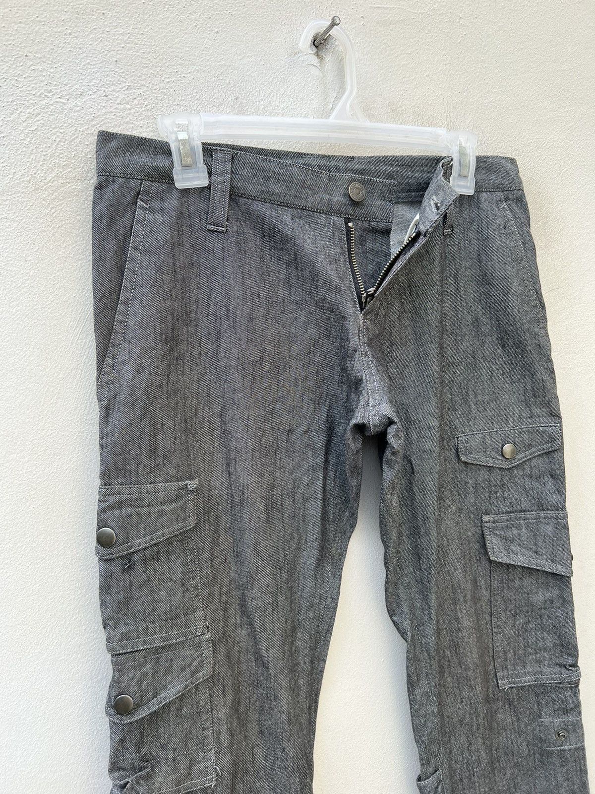 Vintage Vintage Hizworld Japan Low Rise Bondage Cargo Flare Trouser Size US 29 - 9 Thumbnail