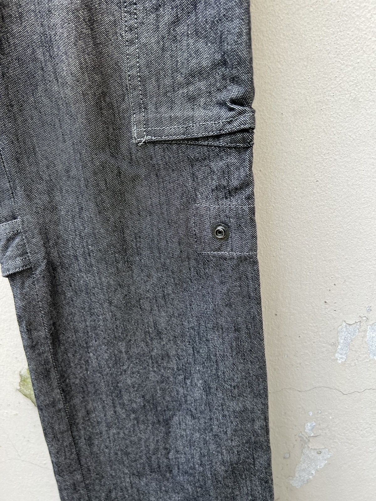 Vintage Vintage Hizworld Japan Low Rise Bondage Cargo Flare Trouser Size US 29 - 13 Thumbnail