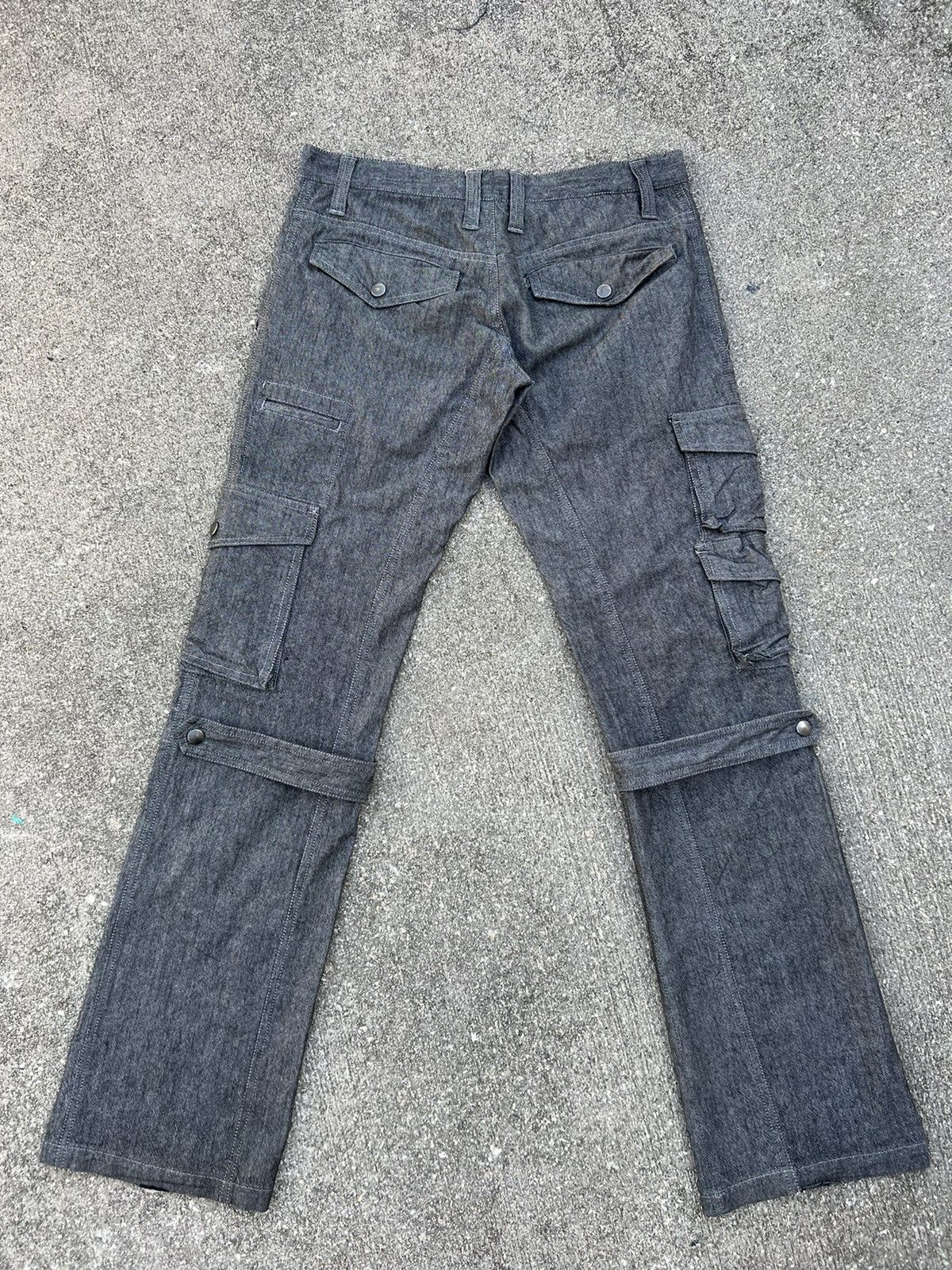 Vintage Vintage Hizworld Japan Low Rise Bondage Cargo Flare Trouser Size US 29 - 5 Thumbnail