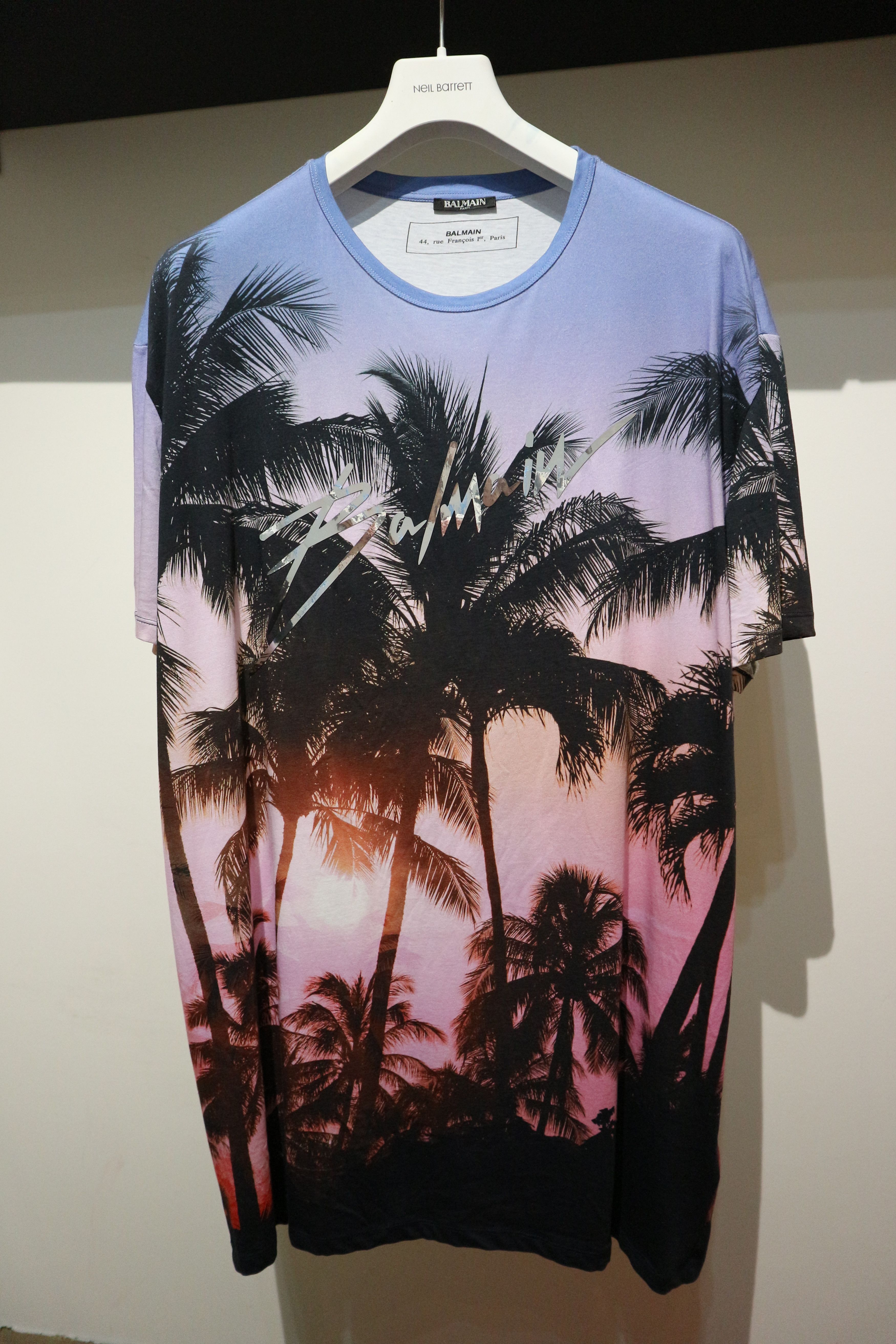 Balmain Palmprint logo tshirt Size US XL / EU 56 / 4 - 1 Thumbnail