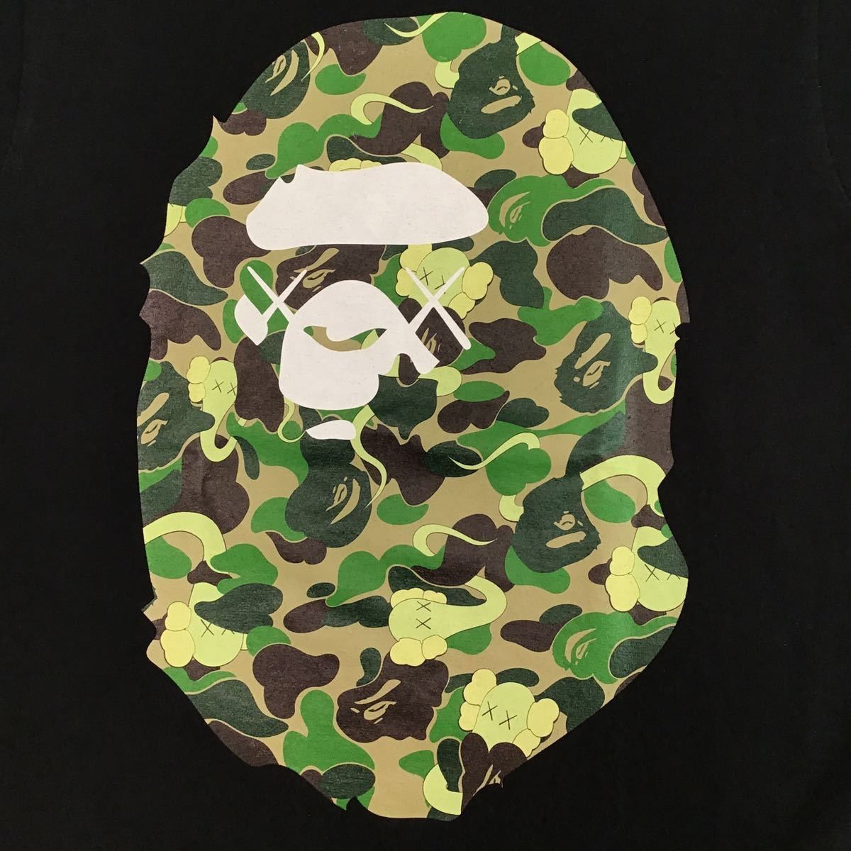 Bape × Kaws BAPE× kaws ABC camo bendy big head T-shirt | Grailed