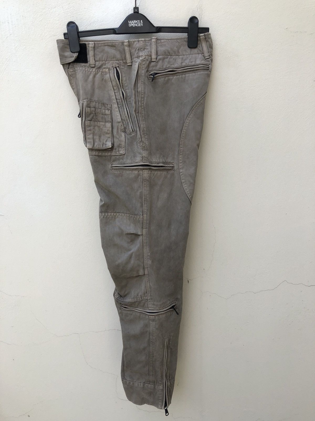 RIPVANWINKLE RipVanWinkle Japan Thick Parachute Bondage Cargo Pant Size US 31 - 12 Thumbnail