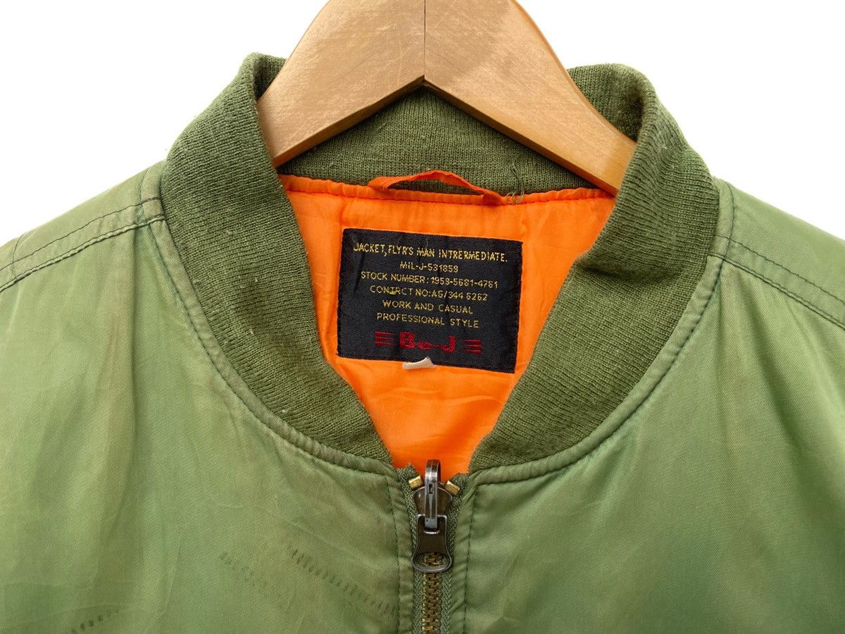 Vintage Vintage 90's Military Flyers Man Bomber Jacket Size M Size US M / EU 48-50 / 2 - 8 Thumbnail