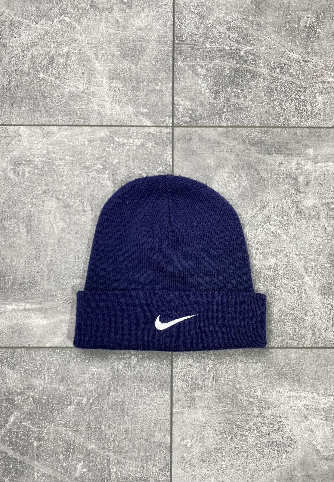 Nike × Vintage Nike Vintage Beanie Hat Embroidered Logo Swoosh 90s Size ONE SIZE - 1 Thumbnail