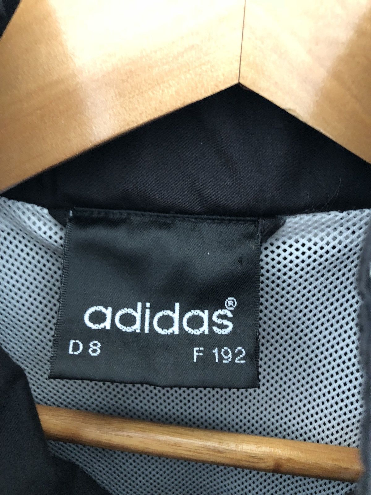 Adidas Vintage 90s Adidas windbreaker Size US L / EU 52-54 / 3 - 3 Thumbnail