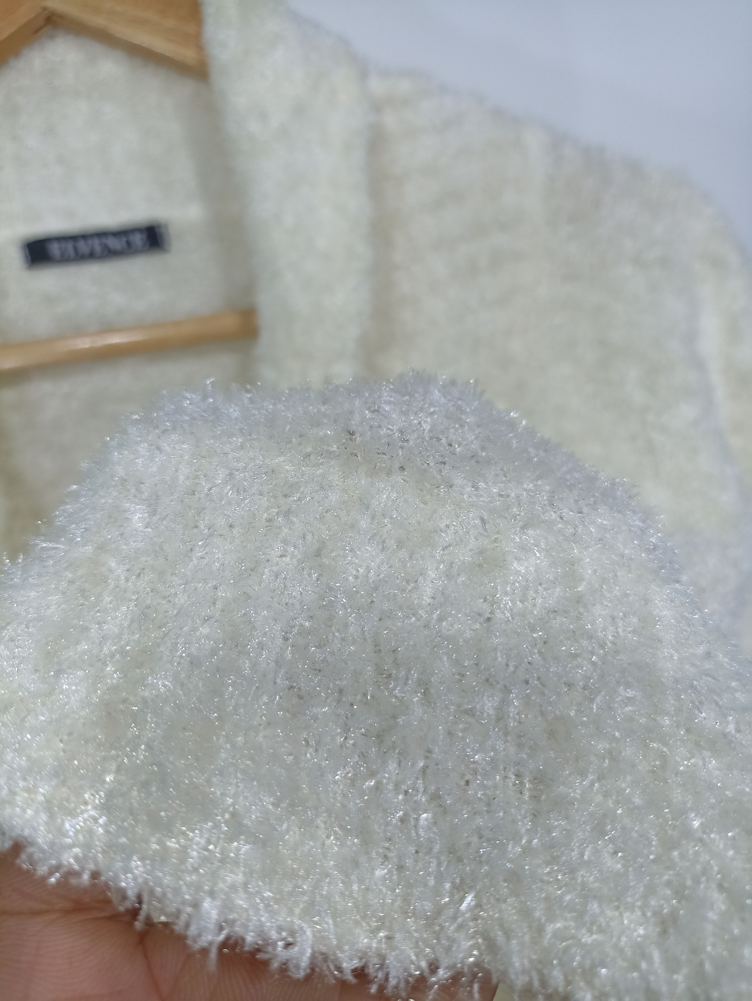 Japanese Brand Elvence pile Fleece Croptop Cardigan sweater Size L / US 10 / IT 46 - 3 Thumbnail