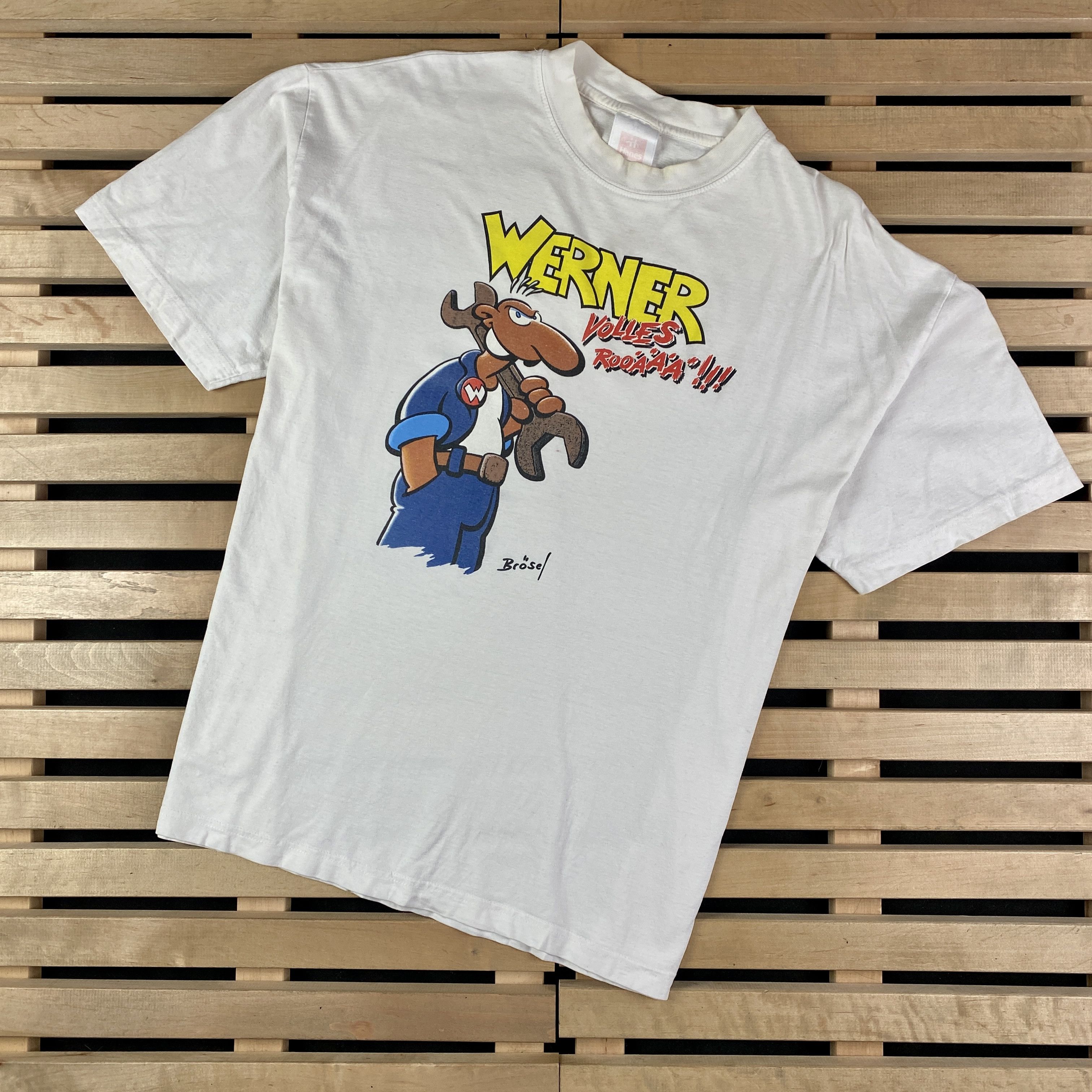 Vintage × Warner Bros Mens Vintage T Shirt Werner Bros Size XL 00s Size US XL / EU 56 / 4 - 1 Thumbnail