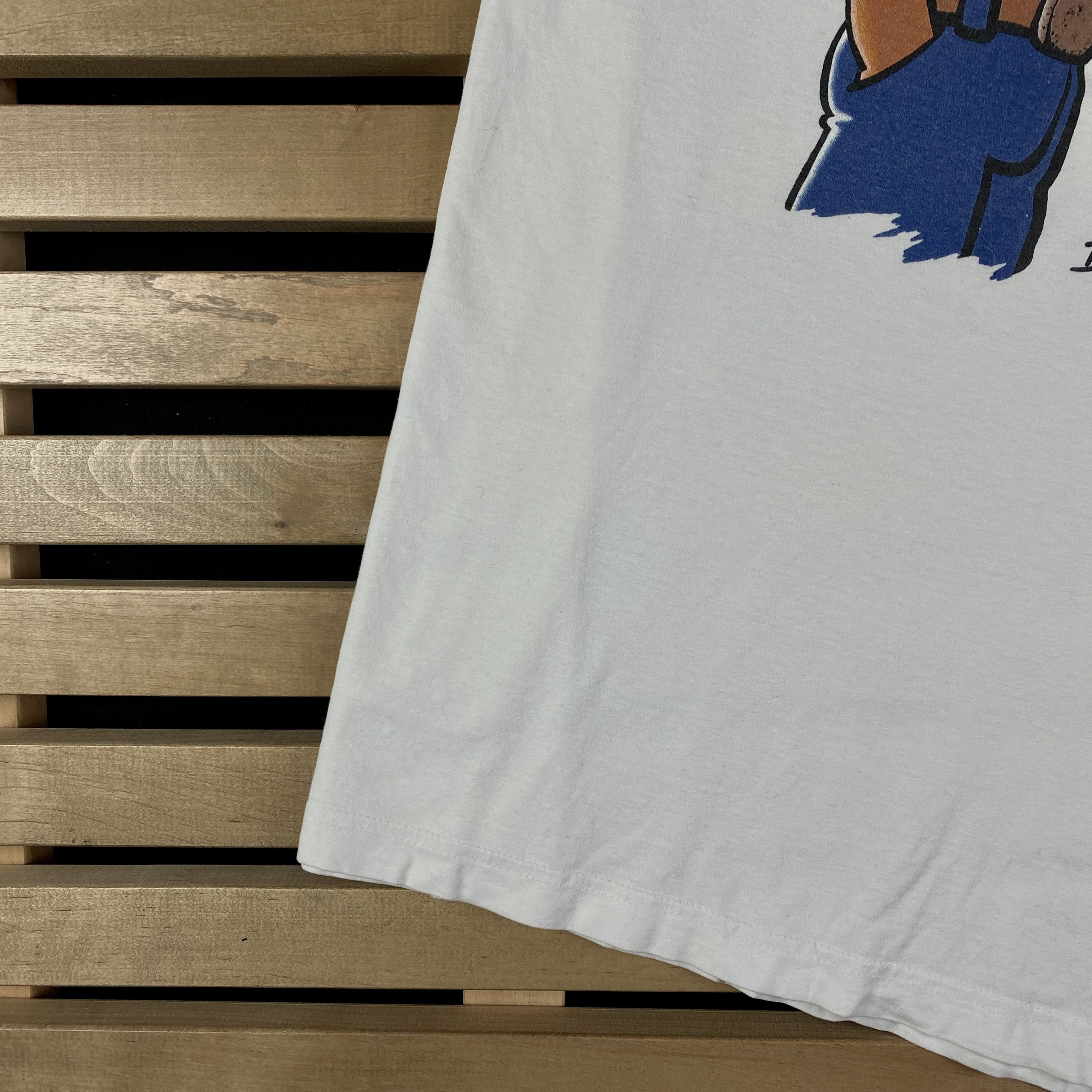 Vintage × Warner Bros Mens Vintage T Shirt Werner Bros Size XL 00s Size US XL / EU 56 / 4 - 3 Thumbnail