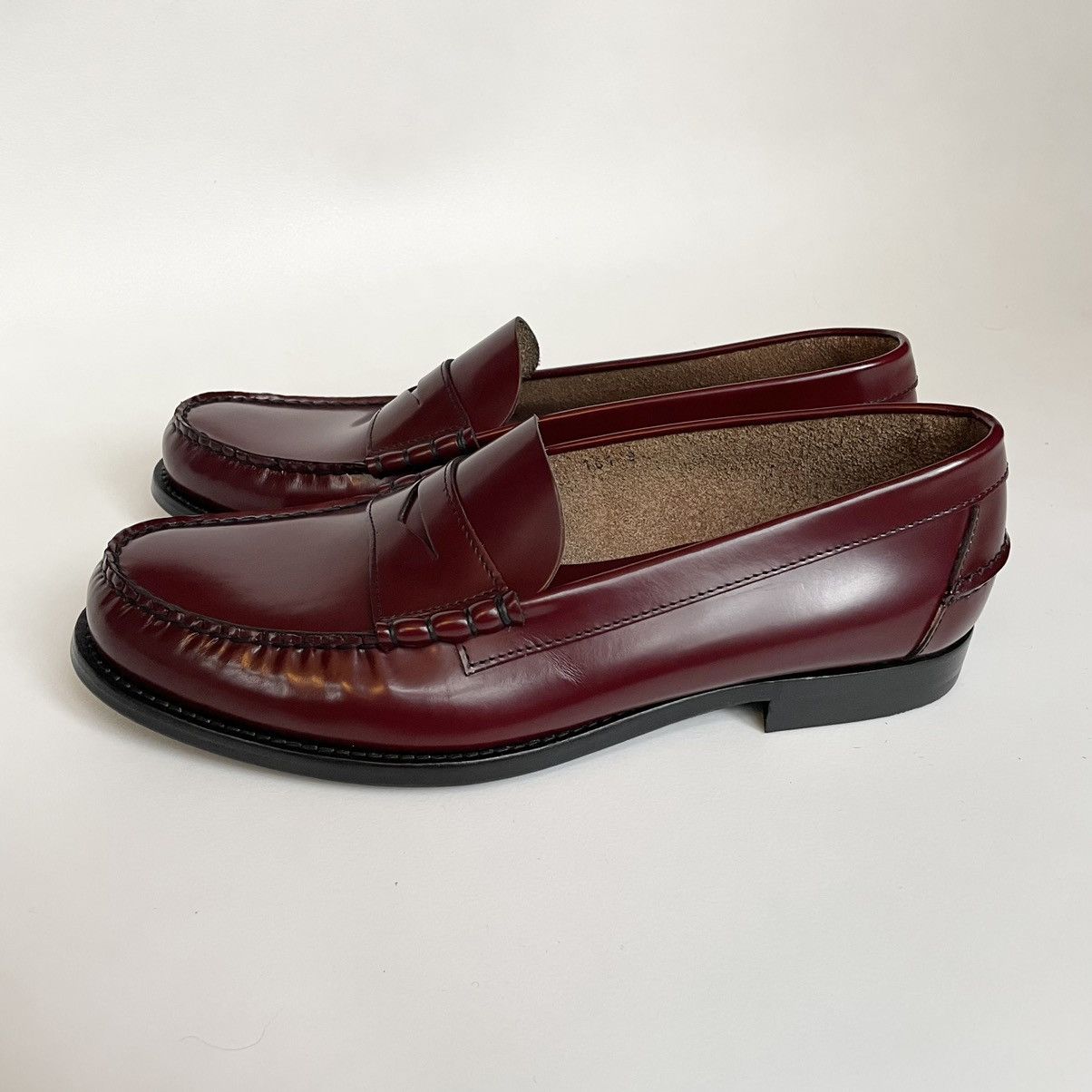 Prada Polished Oxblood Leather Loafers Size US 9 / EU 42 - 11 Thumbnail