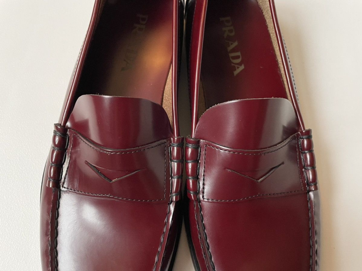 Prada Polished Oxblood Leather Loafers Size US 9 / EU 42 - 5 Thumbnail