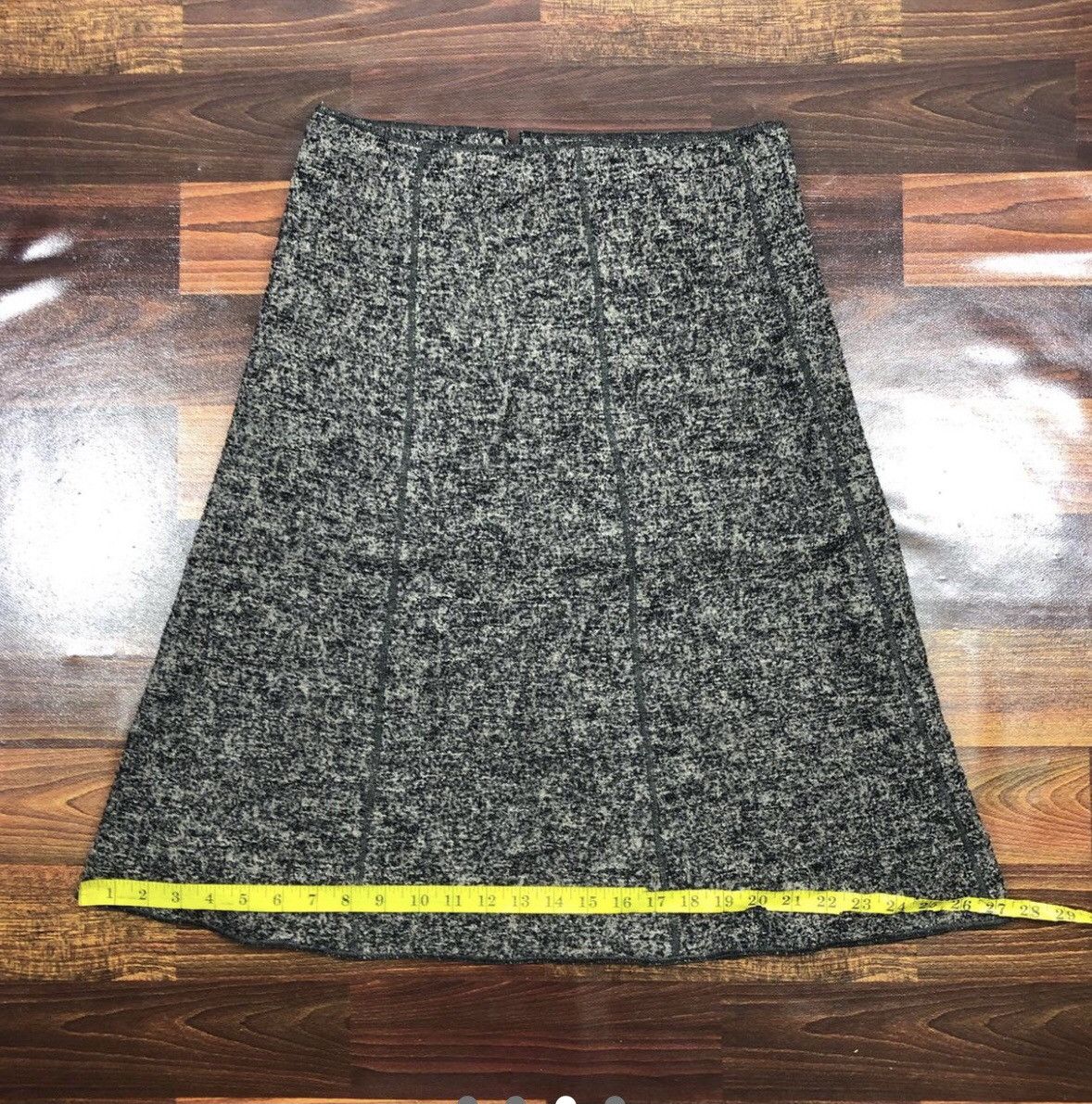 Designer VINTAGE FENDI MADE IN ITALY WOOL SKIRT Size 28" / US 6 / IT 42 - 3 Thumbnail