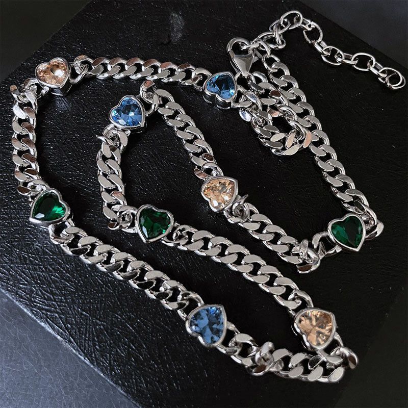 Jewelry Sparkling Zircons Love Heart Clavicle Chain Necklace Size ONE SIZE - 1 Thumbnail