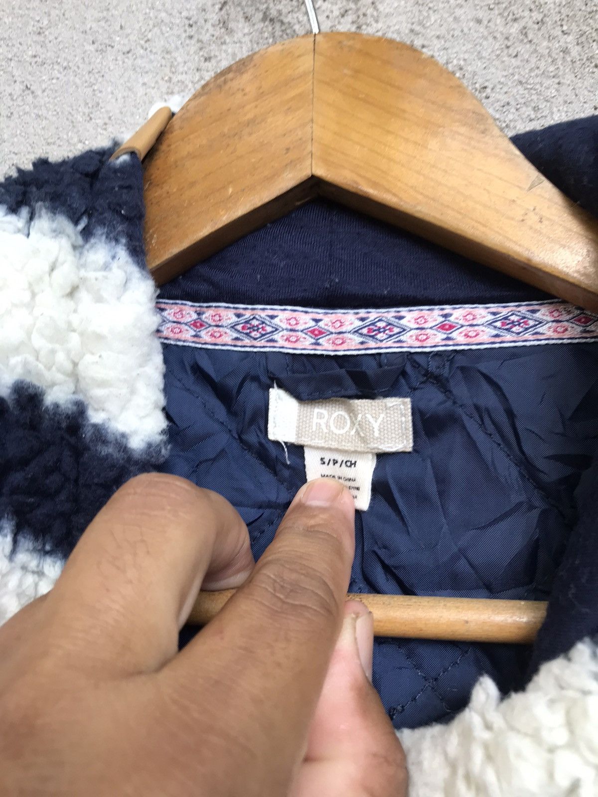 20471120 ROXY STRIPE FLEECE HOODIES Size US S / EU 44-46 / 1 - 4 Thumbnail