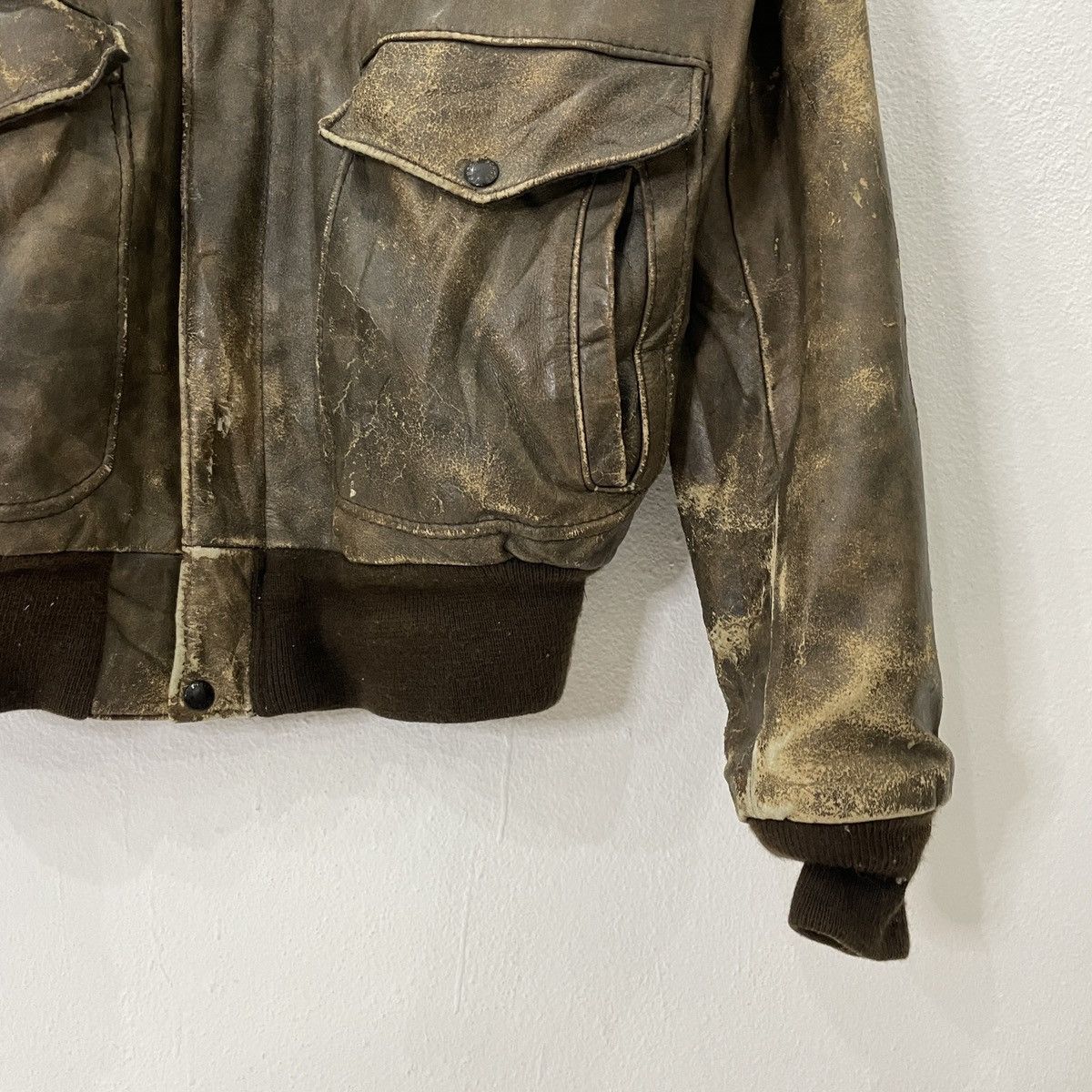 Schott Vintage 90s Schott Distressed Leather Jacket Size US L / EU 52-54 / 3 - 2 Thumbnail