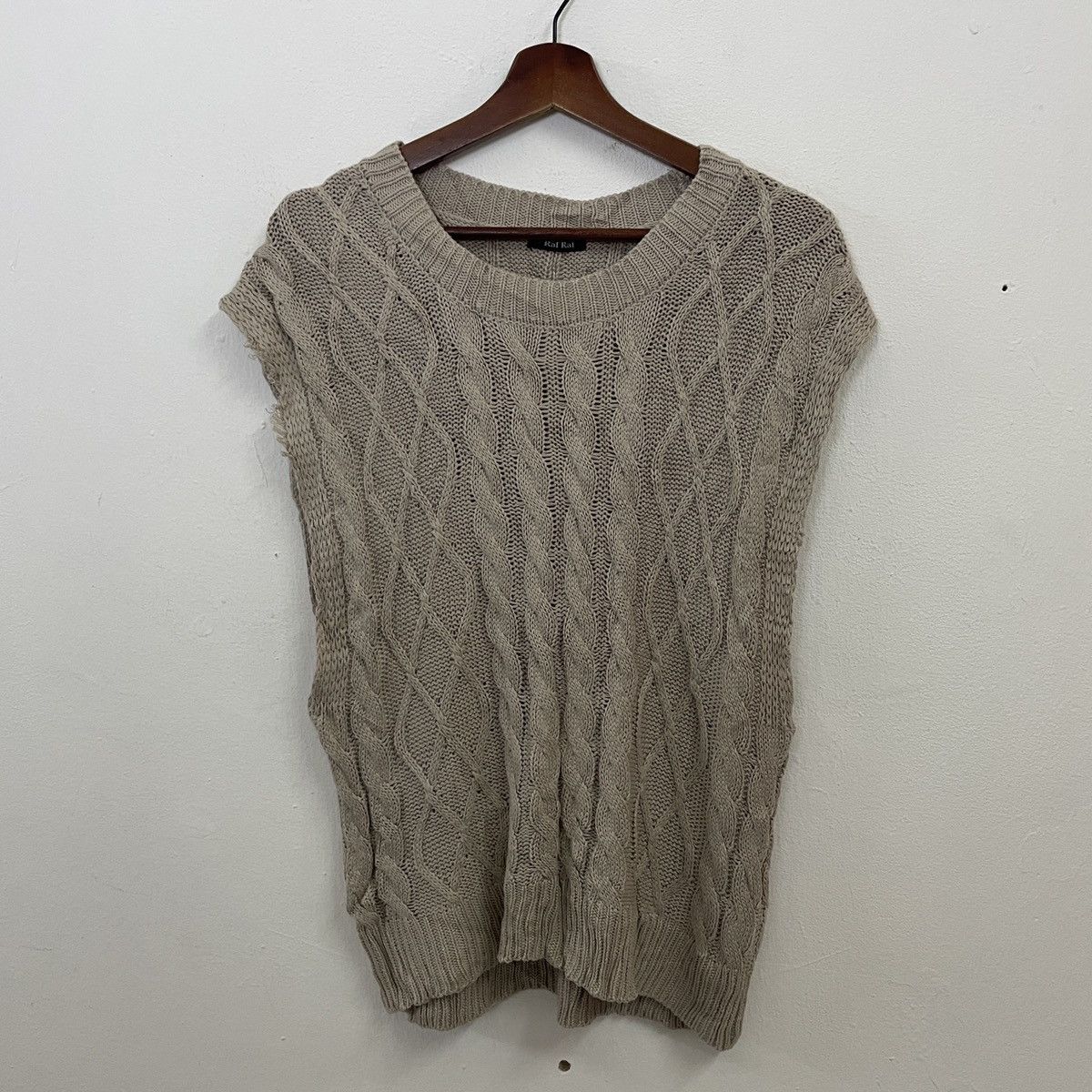 image of Aran Isles Knitwear x Homespun Knitwear Vintage Raf Raf By Raf Simons Sleeveless Knitwear in Brown 