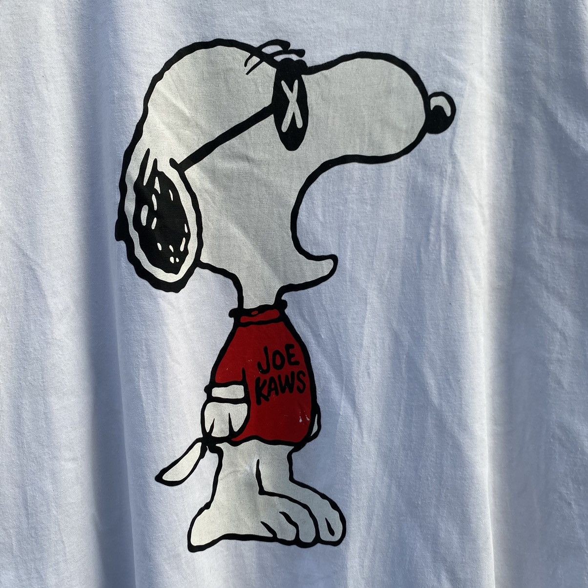 Kaws × Peanuts × Uniqlo Thrashed Kaws x Peanuts x Uniqlo ERD GRUNGE VINTAGE TEE Size US XL / EU 56 / 4 - 4 Thumbnail