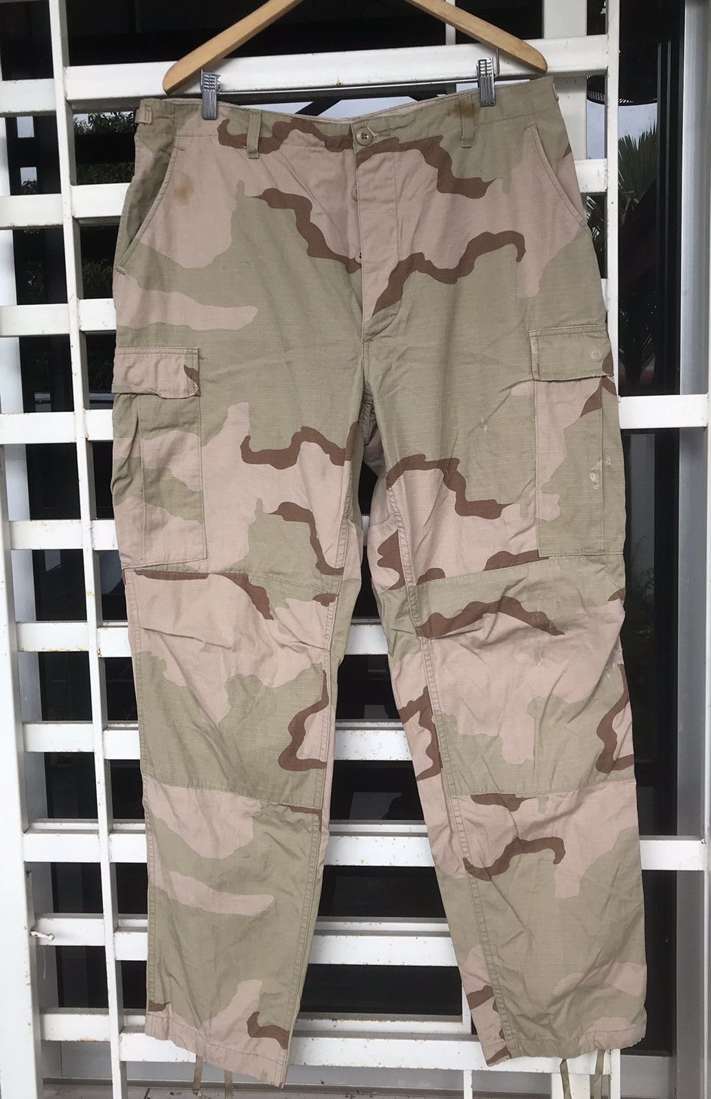 image of Military Army Desert 6 Pocket Camo Pants Size 37X34, Men's