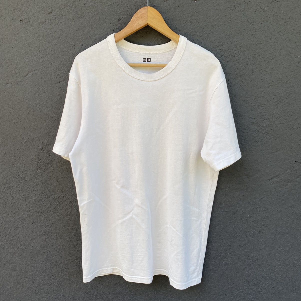 Lemaire × Uniqlo Thrashed Lemaire x Uniqlo ERD GRUNGE PLAIN WHITE TEE Size US L / EU 52-54 / 3 - 1 Thumbnail