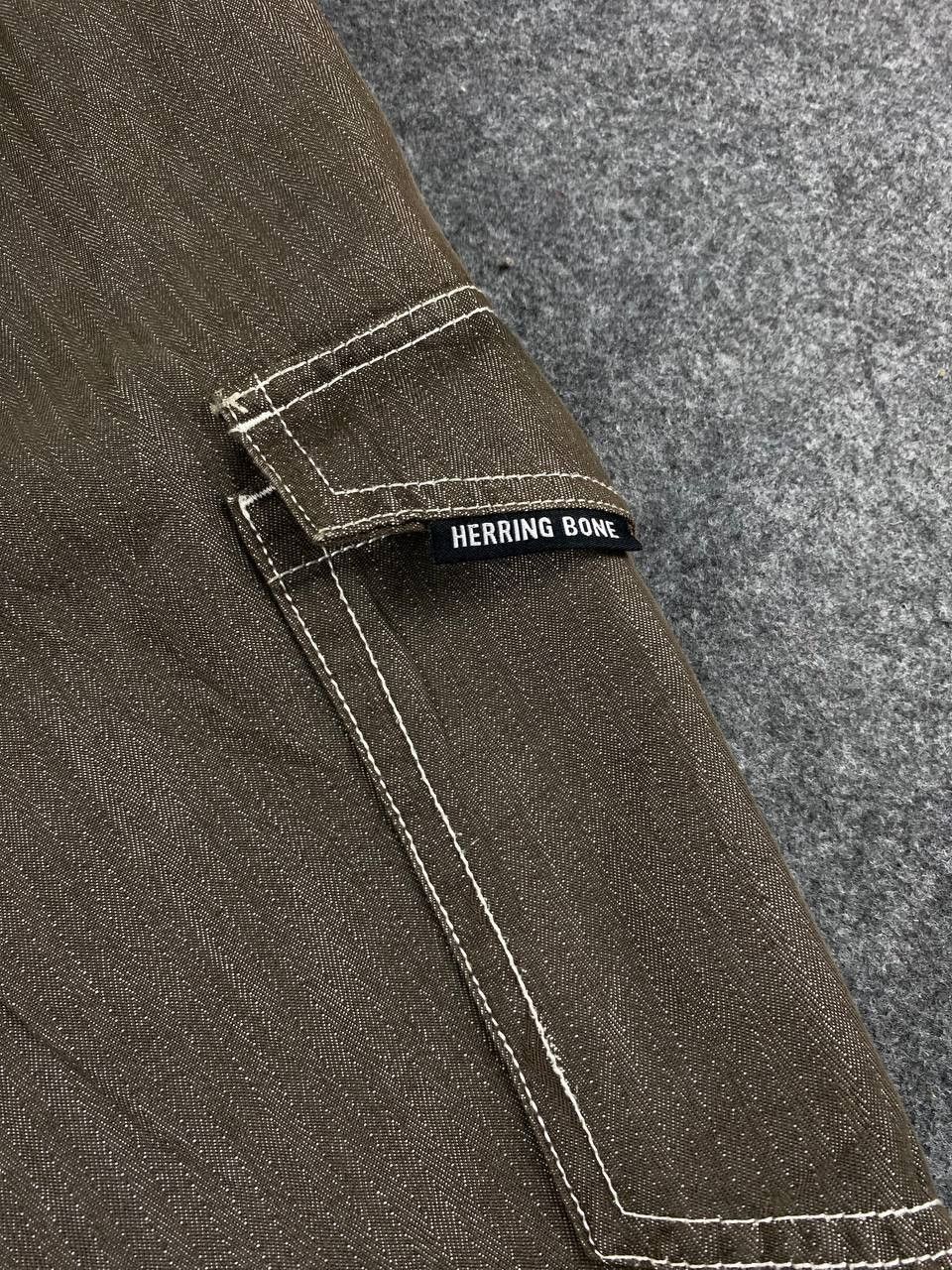Japanese Brand japanese brands herringbone cargo pants Size US 31 - 5 Thumbnail
