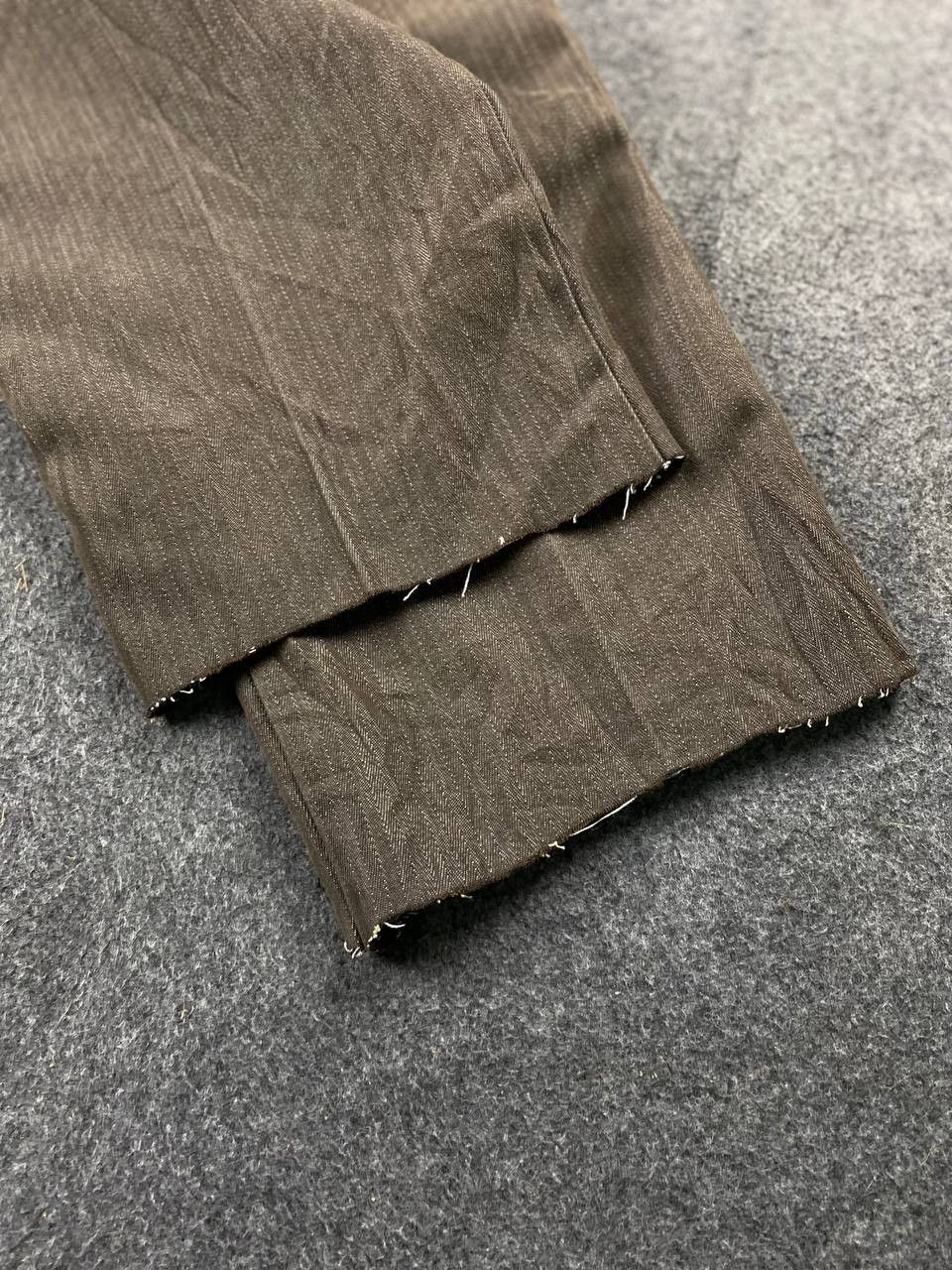 Japanese Brand japanese brands herringbone cargo pants Size US 31 - 8 Thumbnail